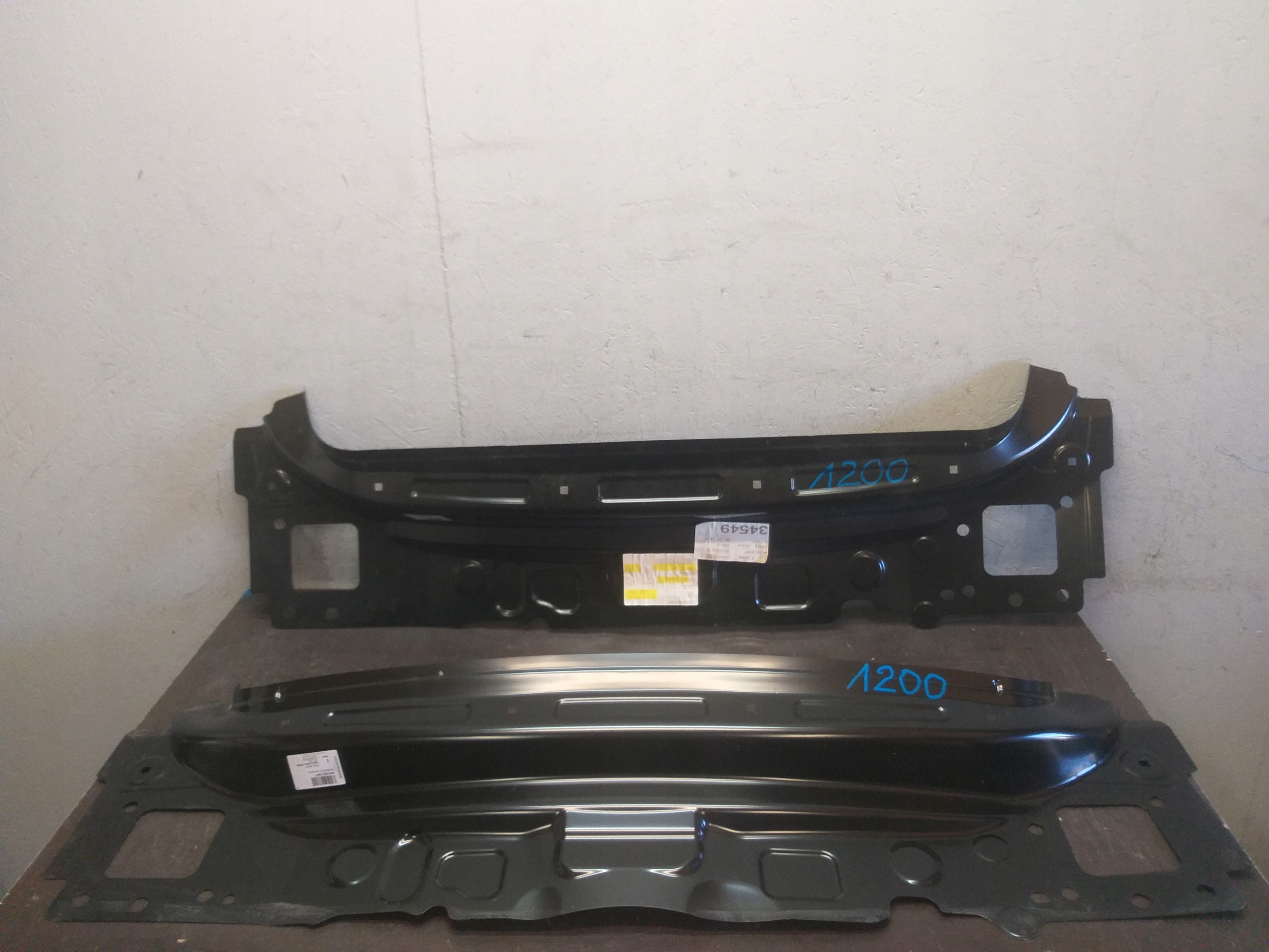 PAS TYŁ AUDI A6 C8 SEDAN 4K5813307