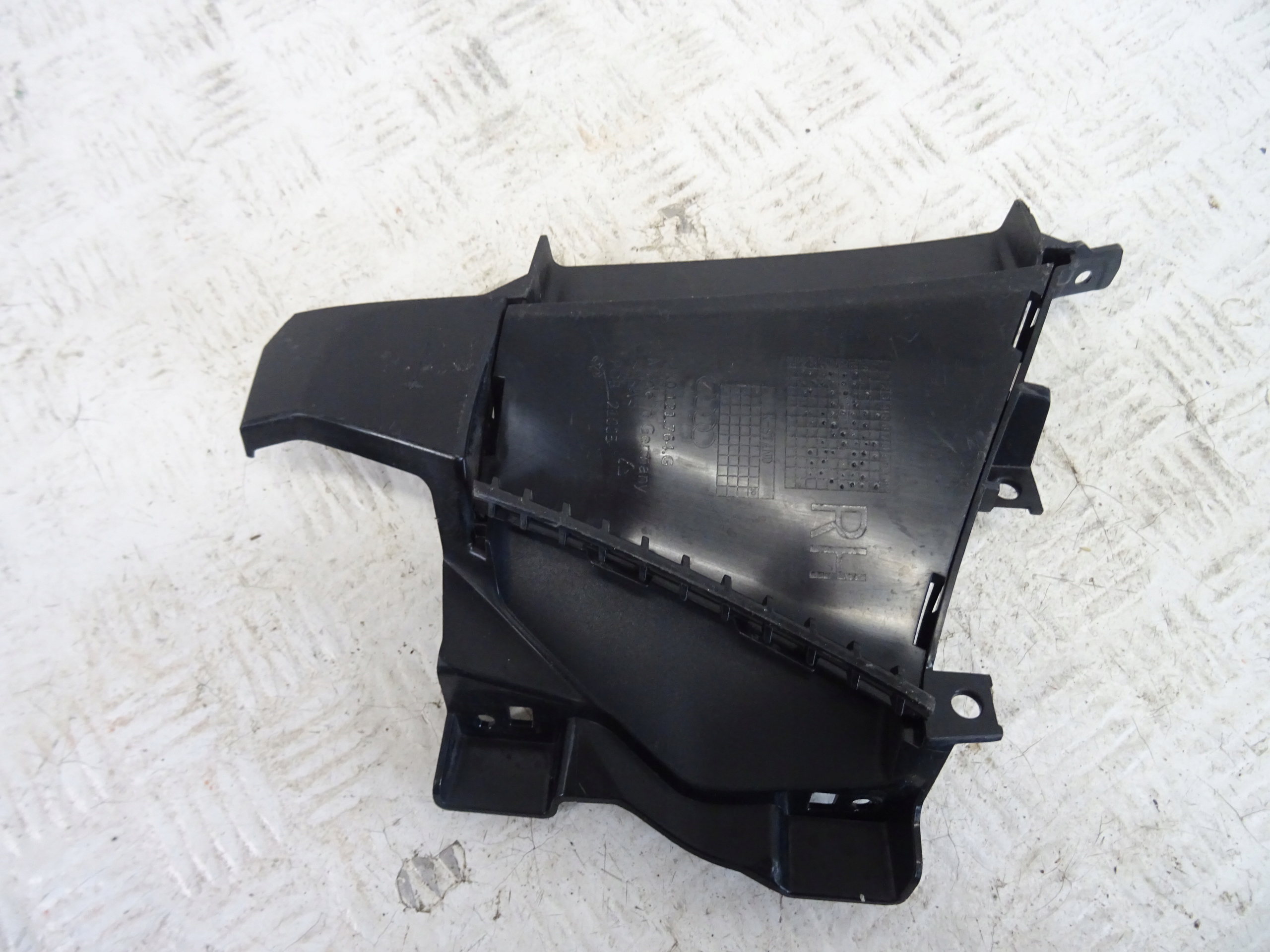 air duct air line front front right AUDI A6 C8 4K0121764F