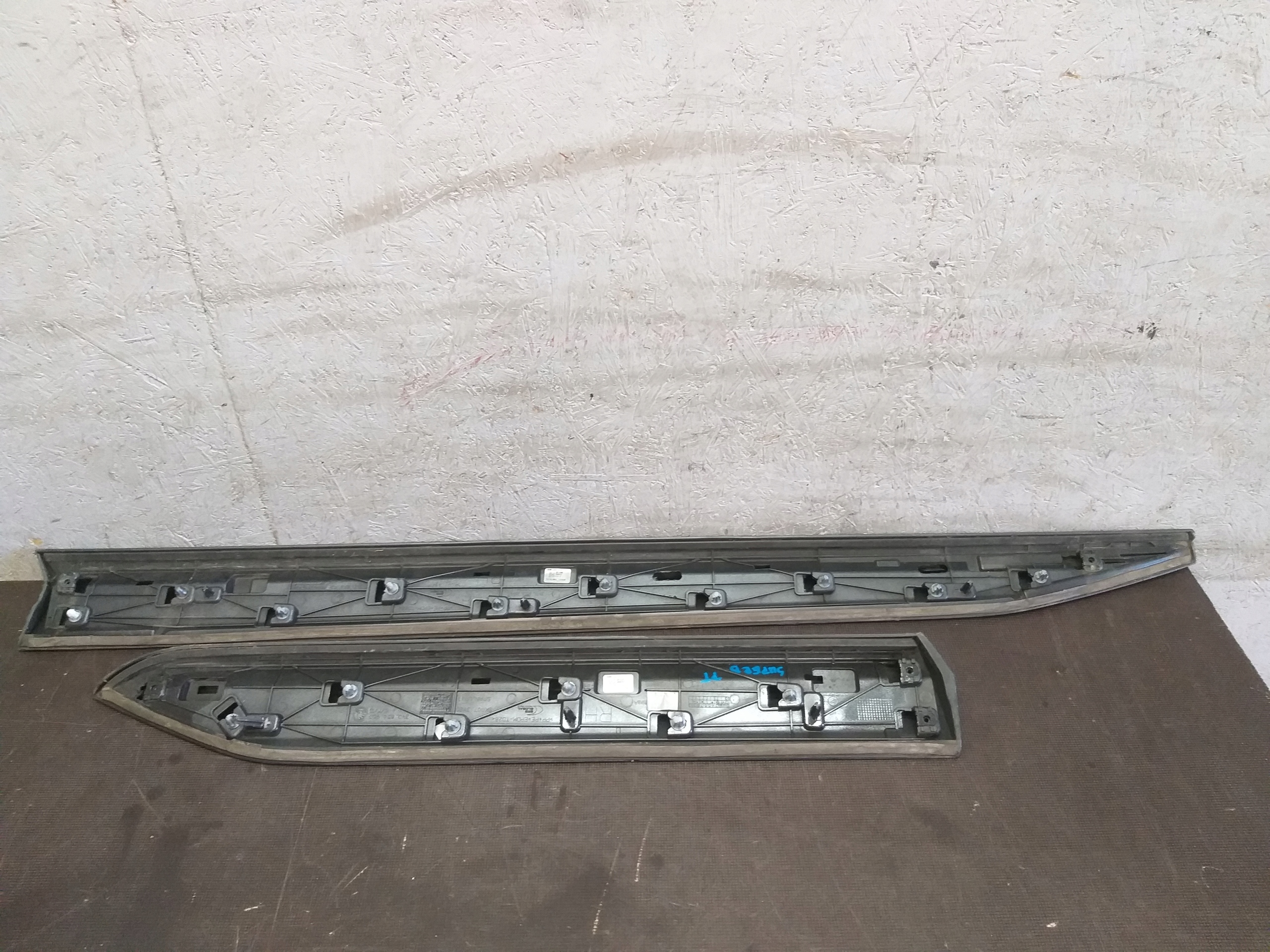 Tür Leiste Schutzleiste links vorne oder heck SKODA SUPERB III 3 3V0