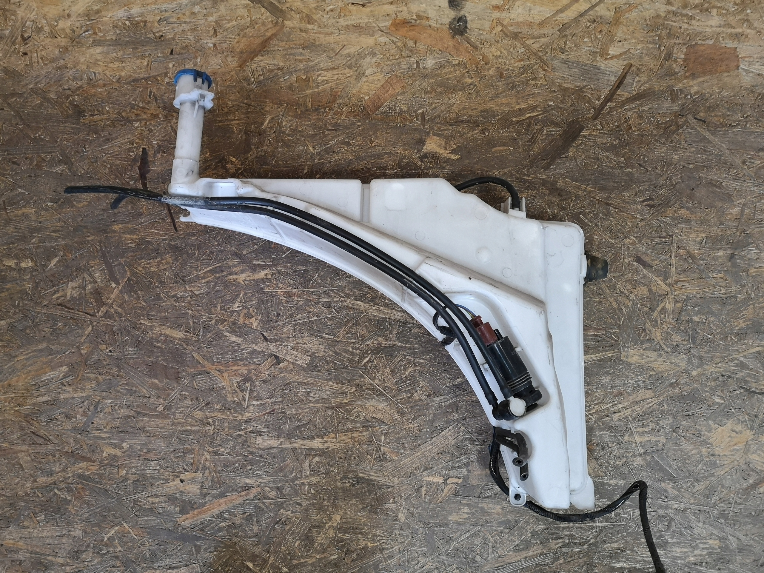 washer fluid tank RANGE ROVER VOGUE L405