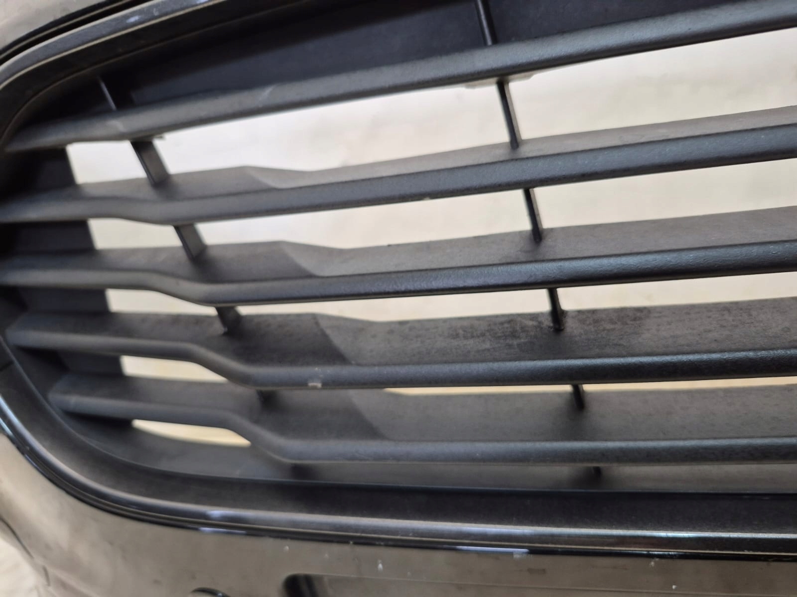 FORD TOURNEO COURIER and 1 MK1 TITANIUM LIFT 17-23 bumper front front PDC