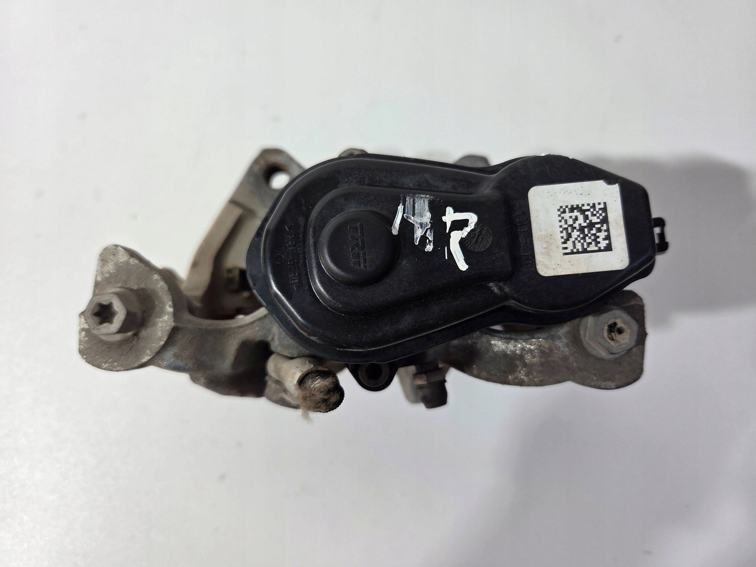 Toyota Corolla E210 E2 caliper brake rear right F394C (B702)