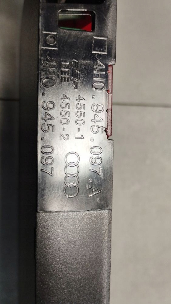 Audi A8 D4 4H auxiliary light STOP 4H0945097