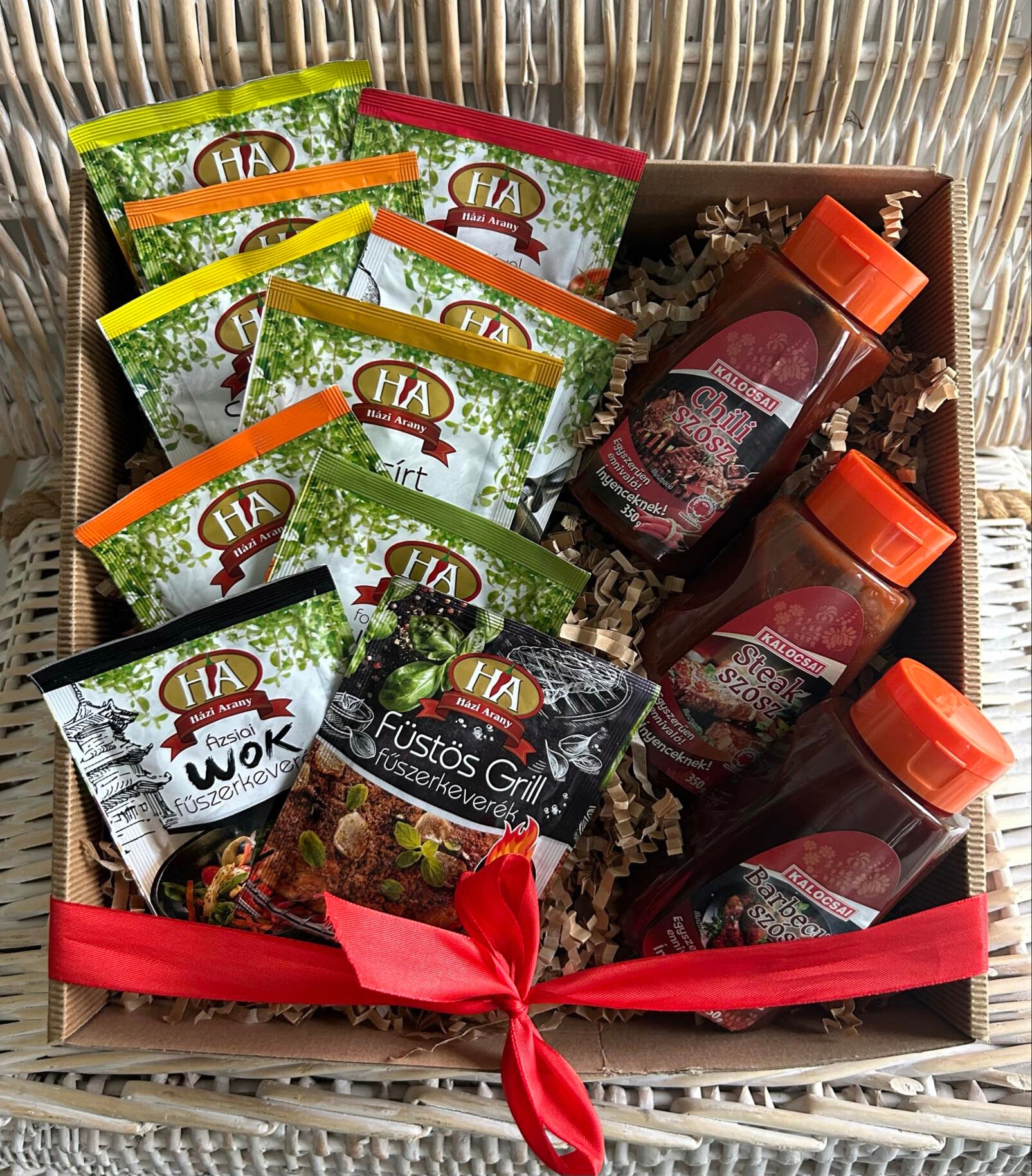 Levně Dárková sada koření a tří omáček