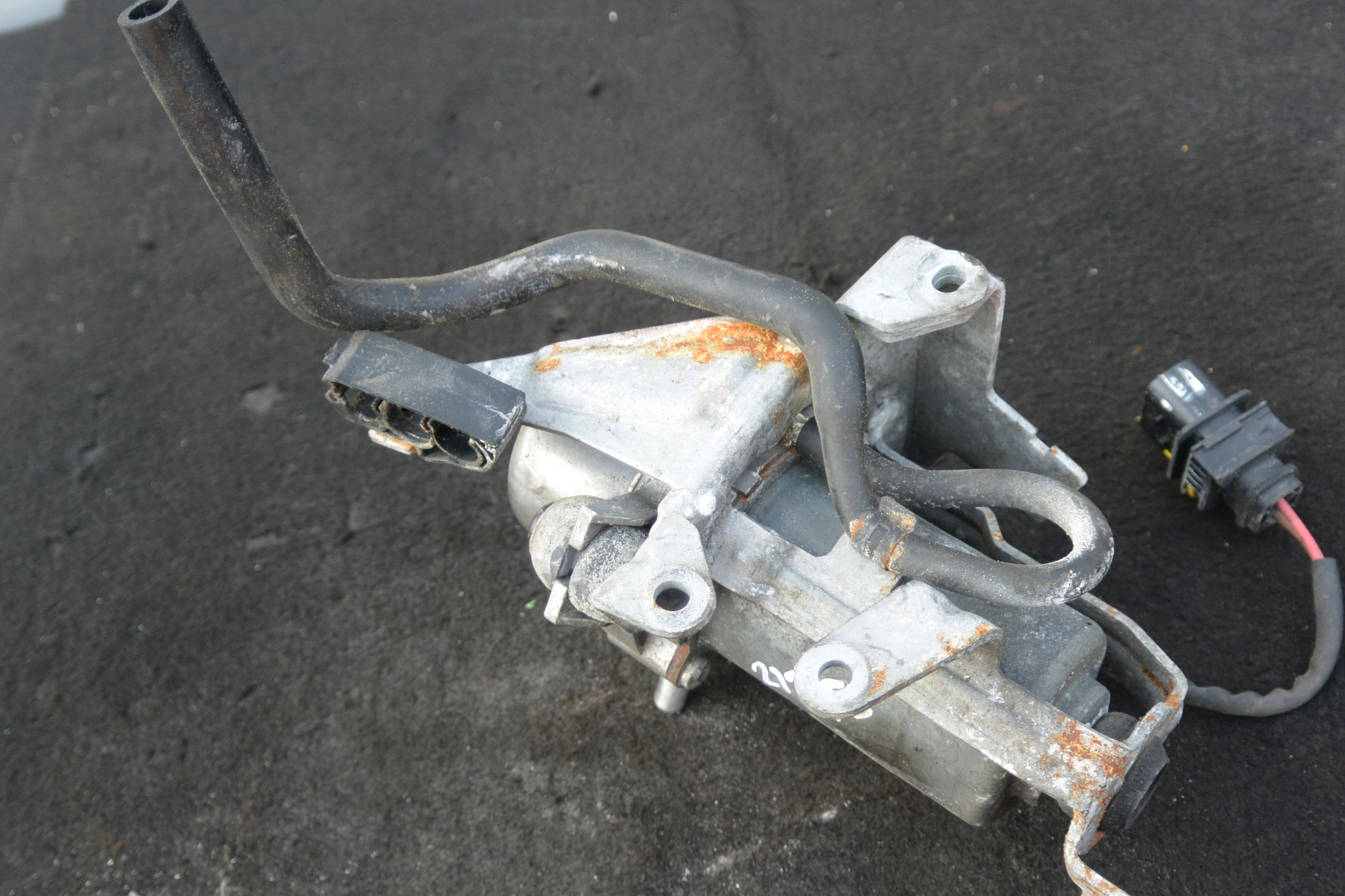 Pompa VACUM MERCEDES W212 LIFT HYBRYDA E300H 2.2CDI