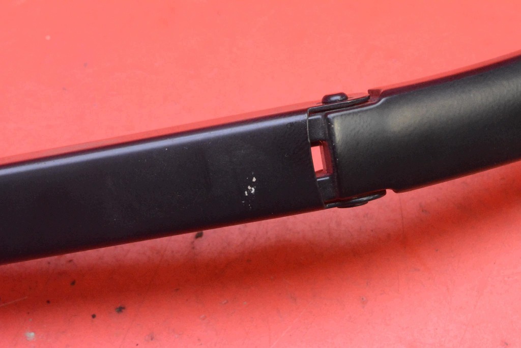 wiper arm front EU KIA EV6 GT 21