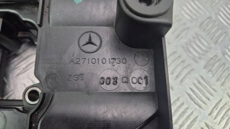 Abdeckung der Ventile Mercedes 271.860 E200 CGI W212 A2710101730