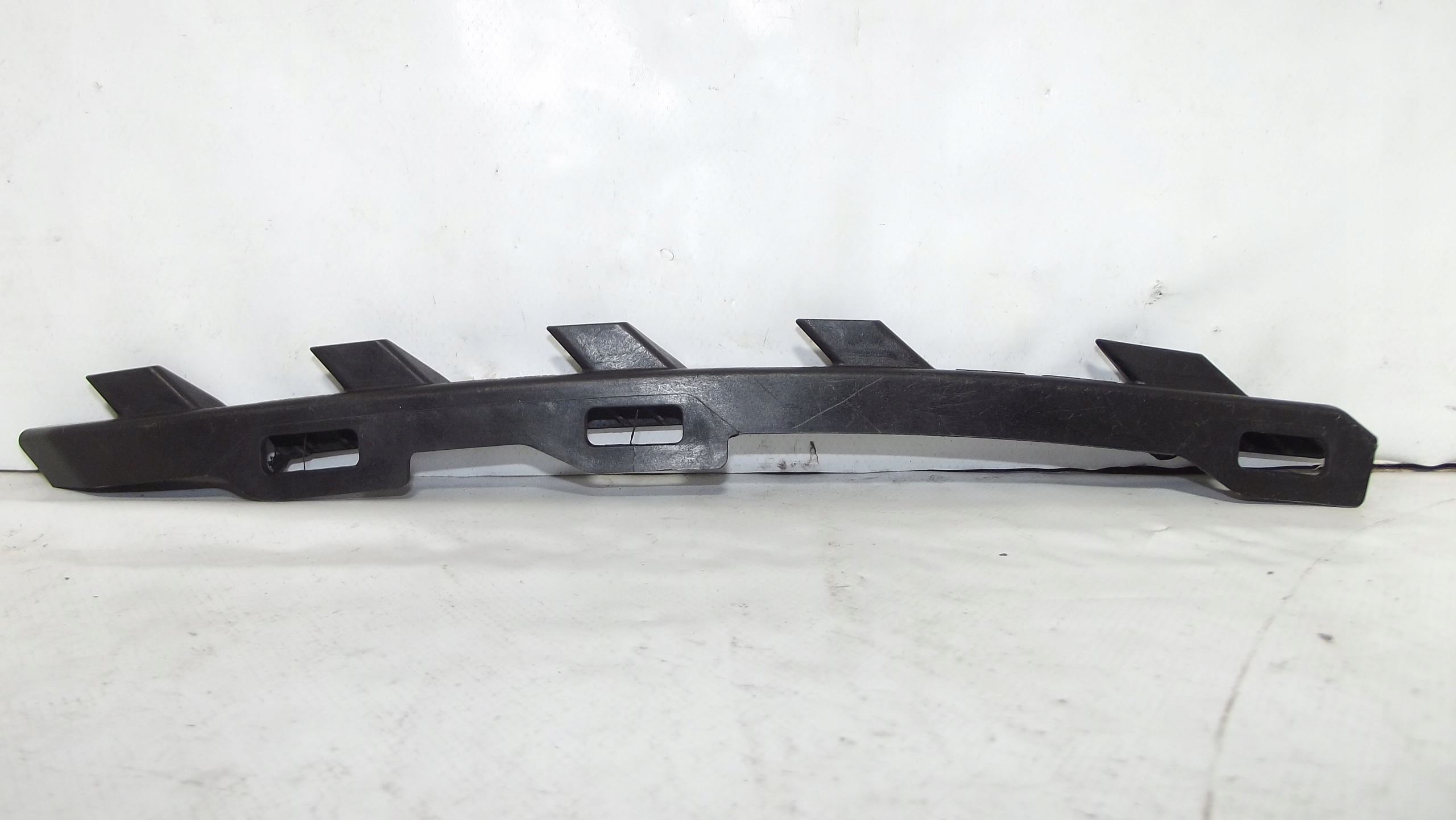 Kia Ceed III bumper bracket left front 86553-J7000