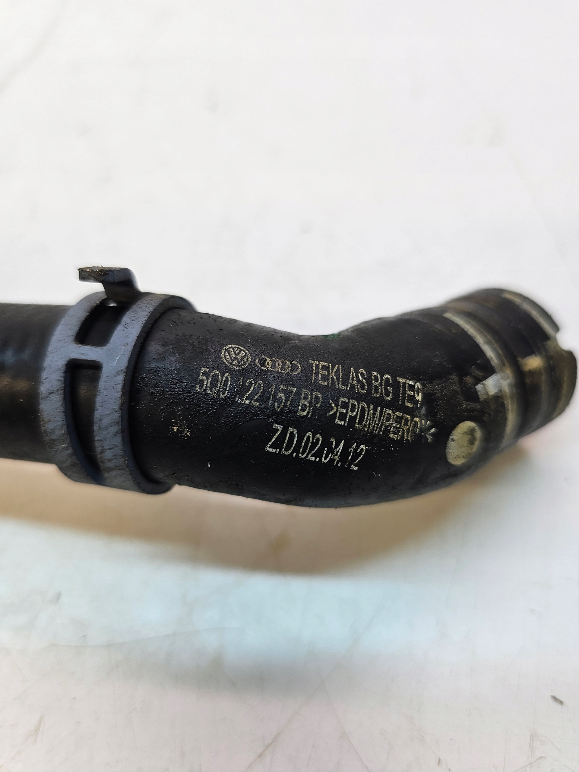 PRIJENOS CRIJEVO VODE AUDI A3 8V VW 1.4 TFSI 5Q0122157BP