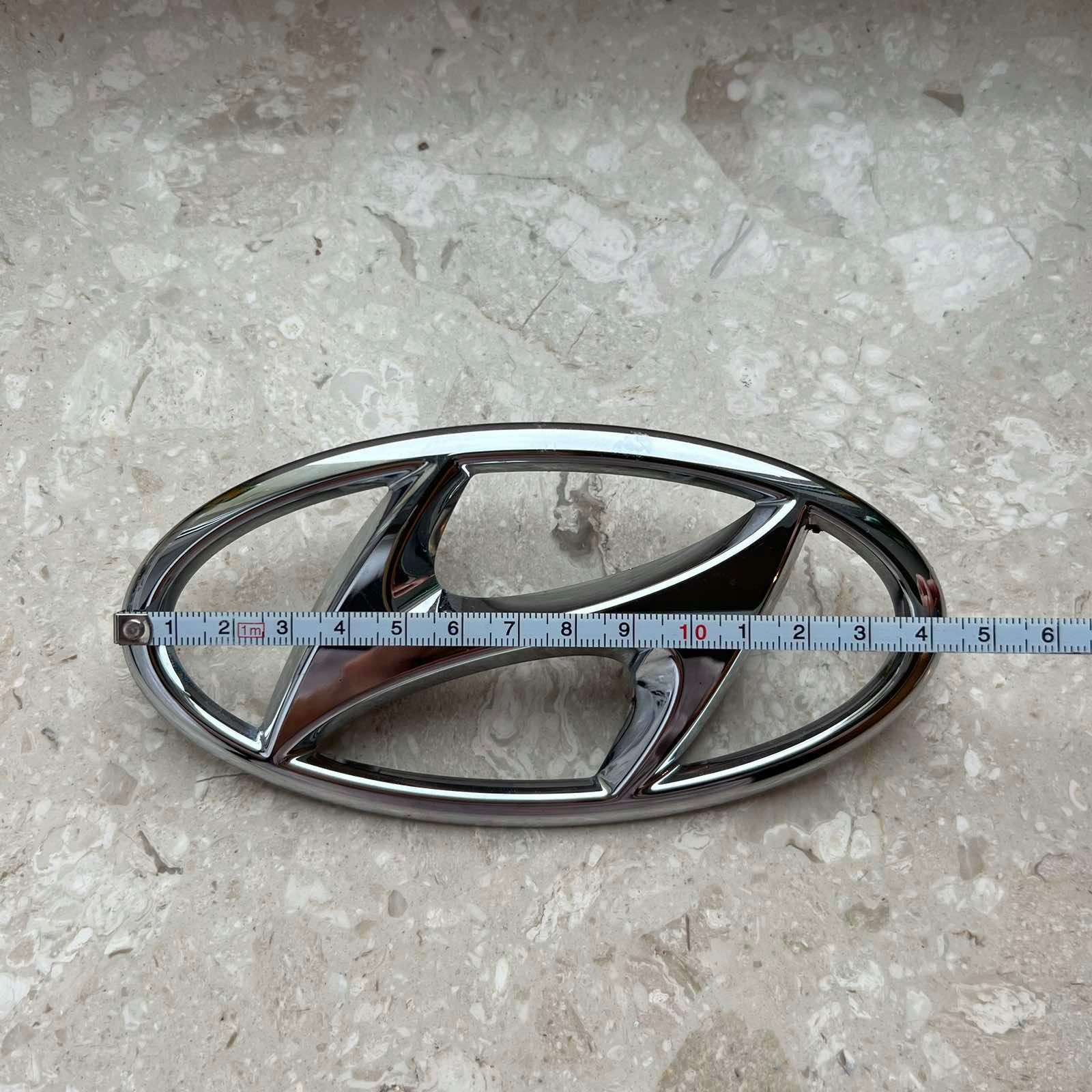 HYUNDAI SANTAFE HYBRID 19-21 EMBLEMAT heckklappe