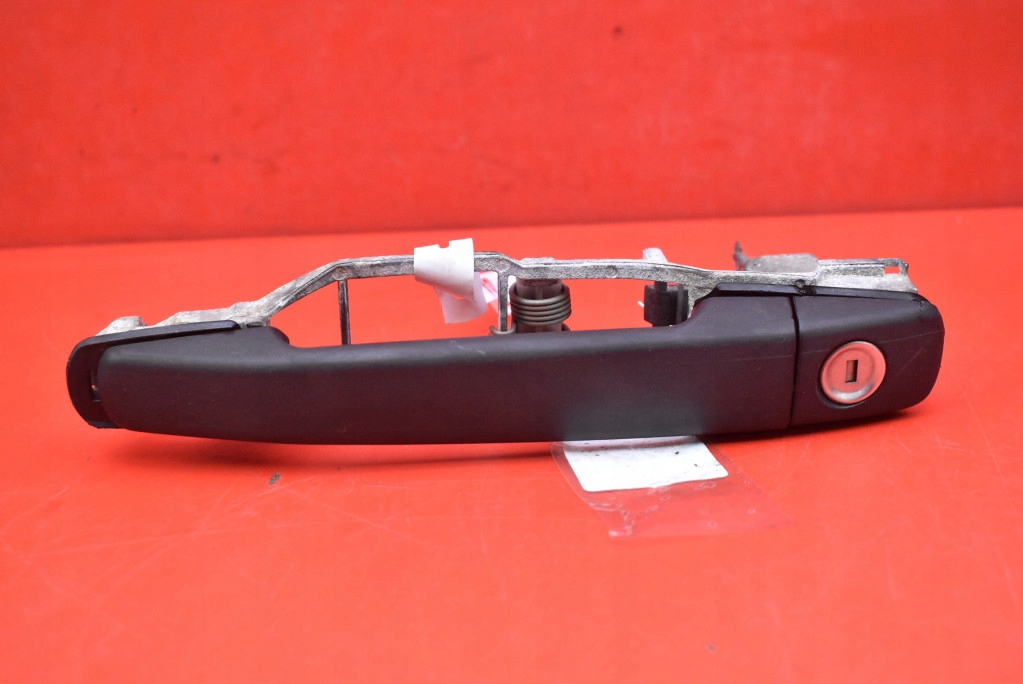handle left front front black MERCEDES C-KLASA W202 93-97