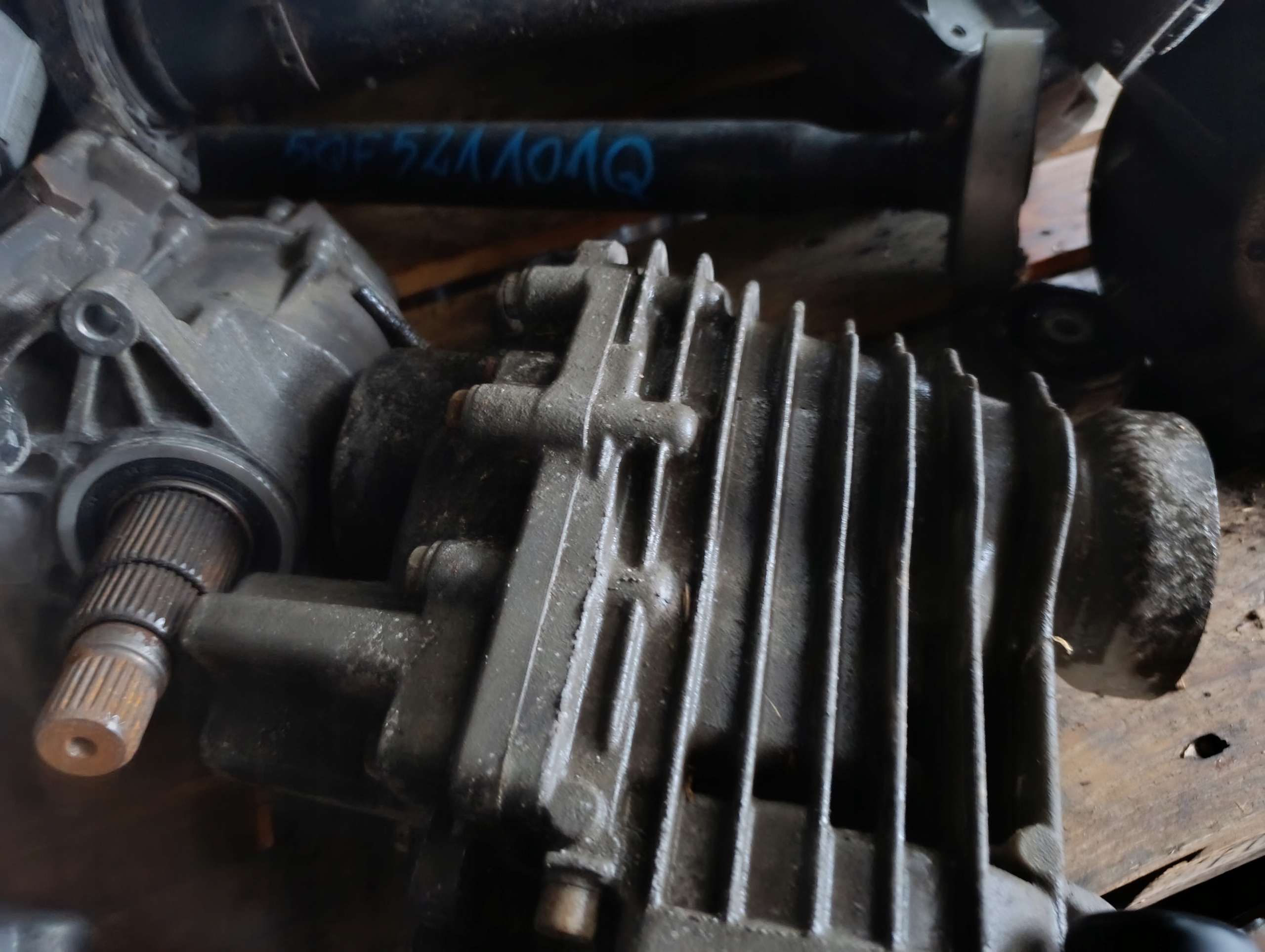SKODA AUDI VW 2.0TDI 4X4 diff differential rear part 1K0907554L