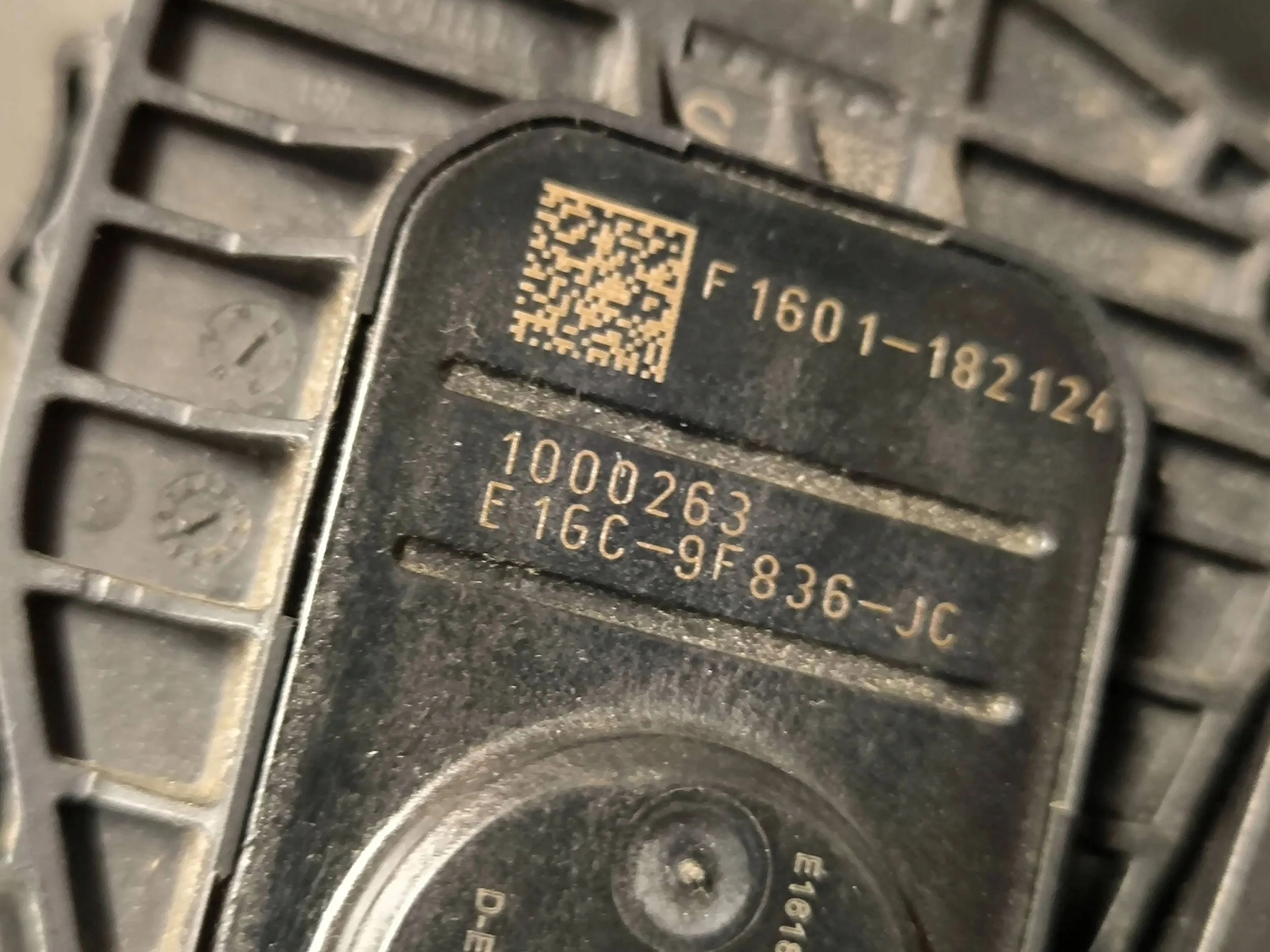 FORD Edge II 2016 педаль газа / ускорения