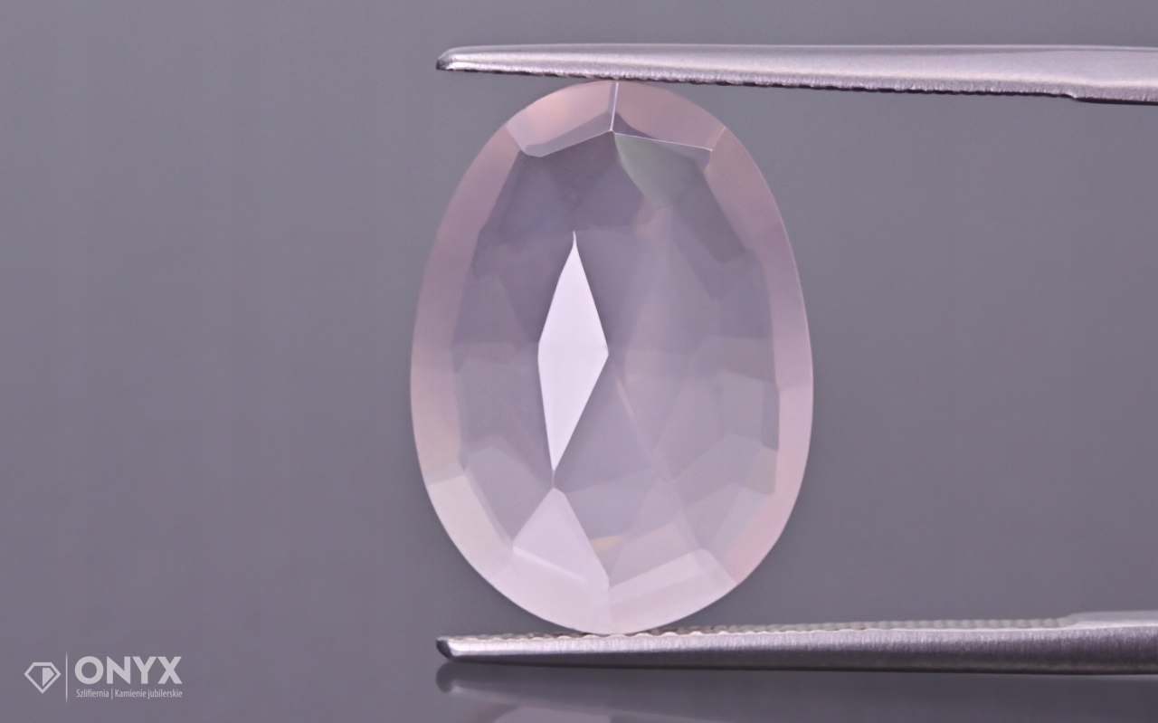 Růženín zkosený nepravidelný 18x13 mm