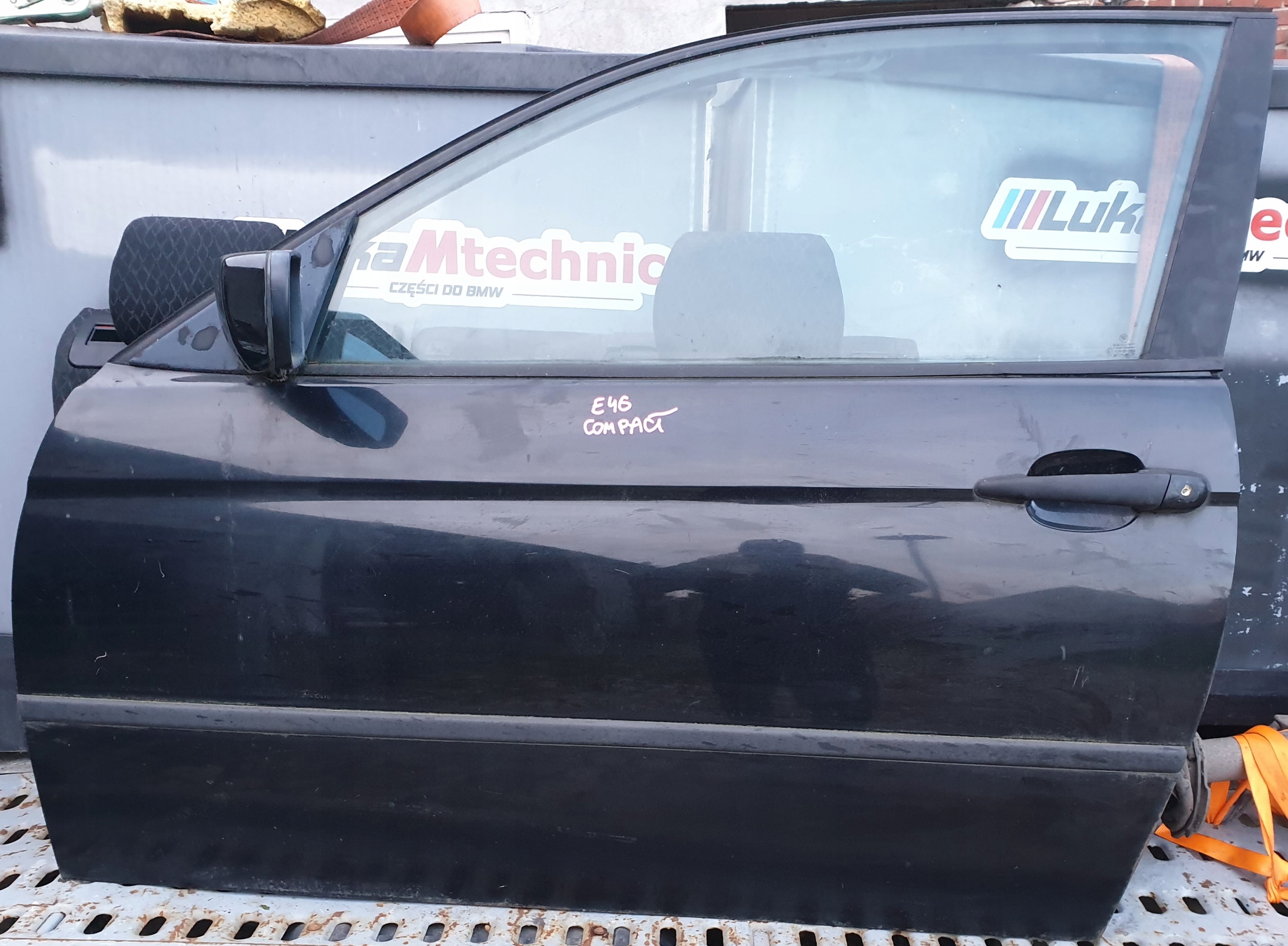 LEWE DRZWI BMW E46 COMPACT - CZARNE GOŁE