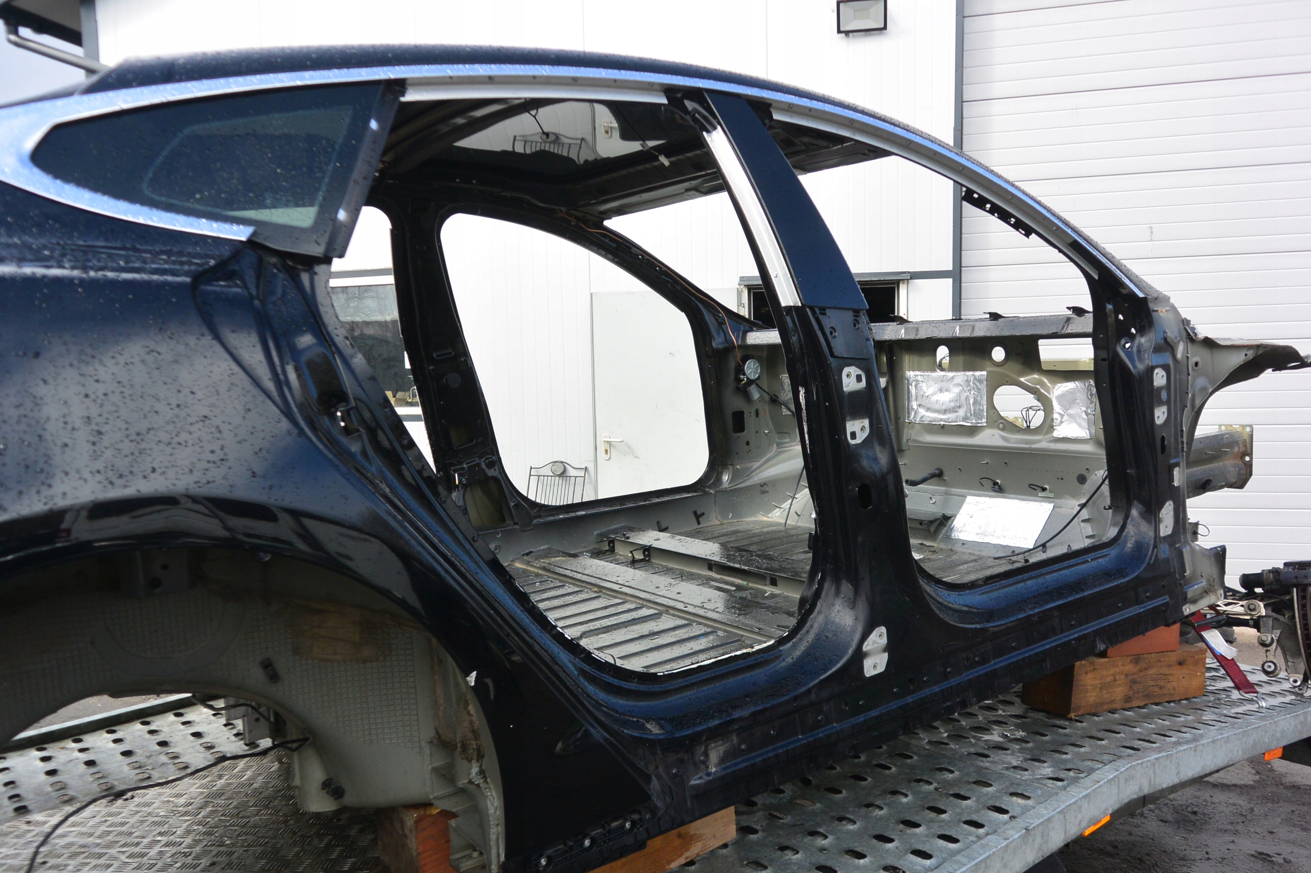 TESLA MODEL S 13- quarter rear part roof threshold left right