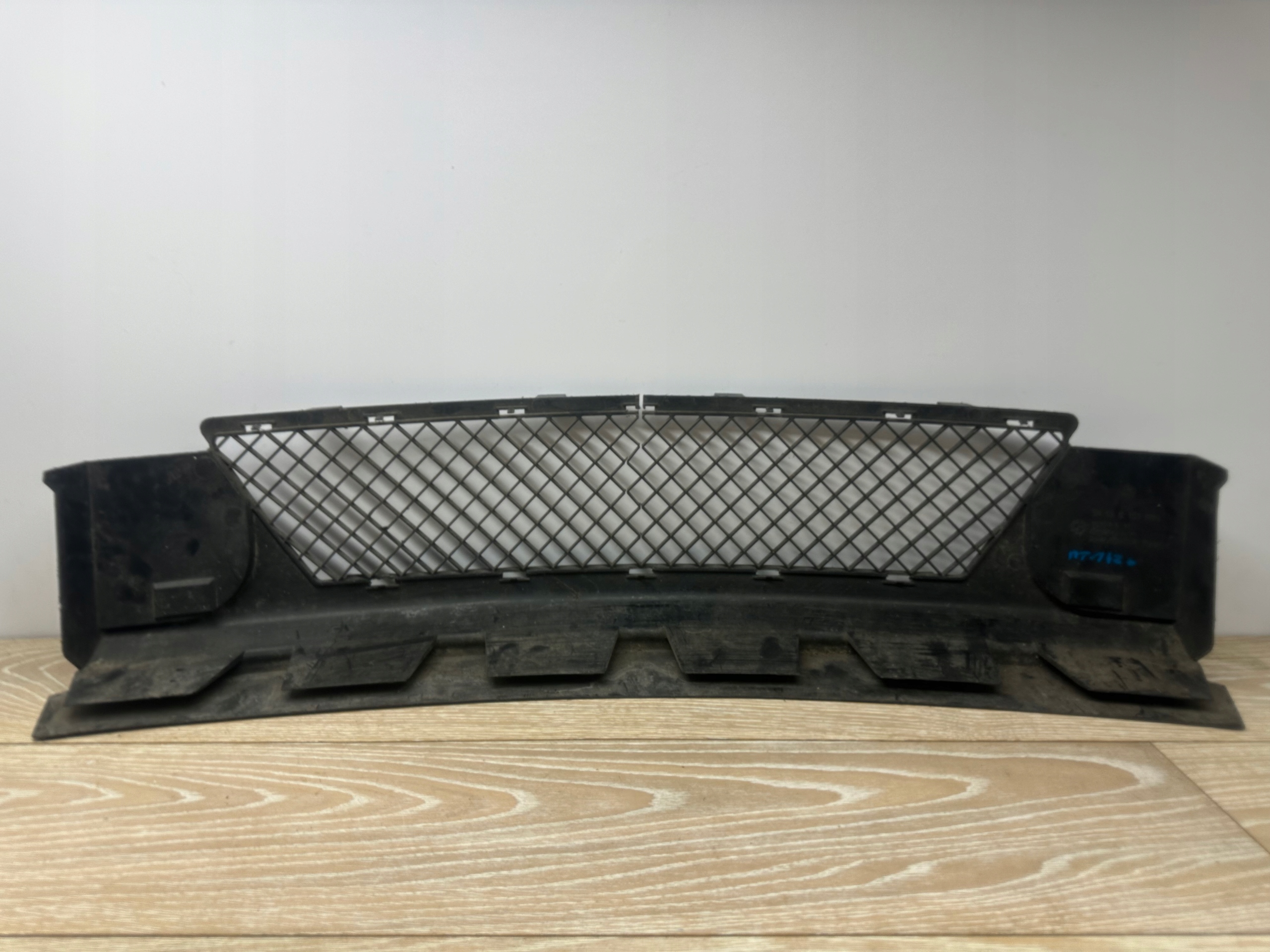 BMW Z4 E85 E86 Lüftungsgitter mitte Stoßstange vorne 15178911
