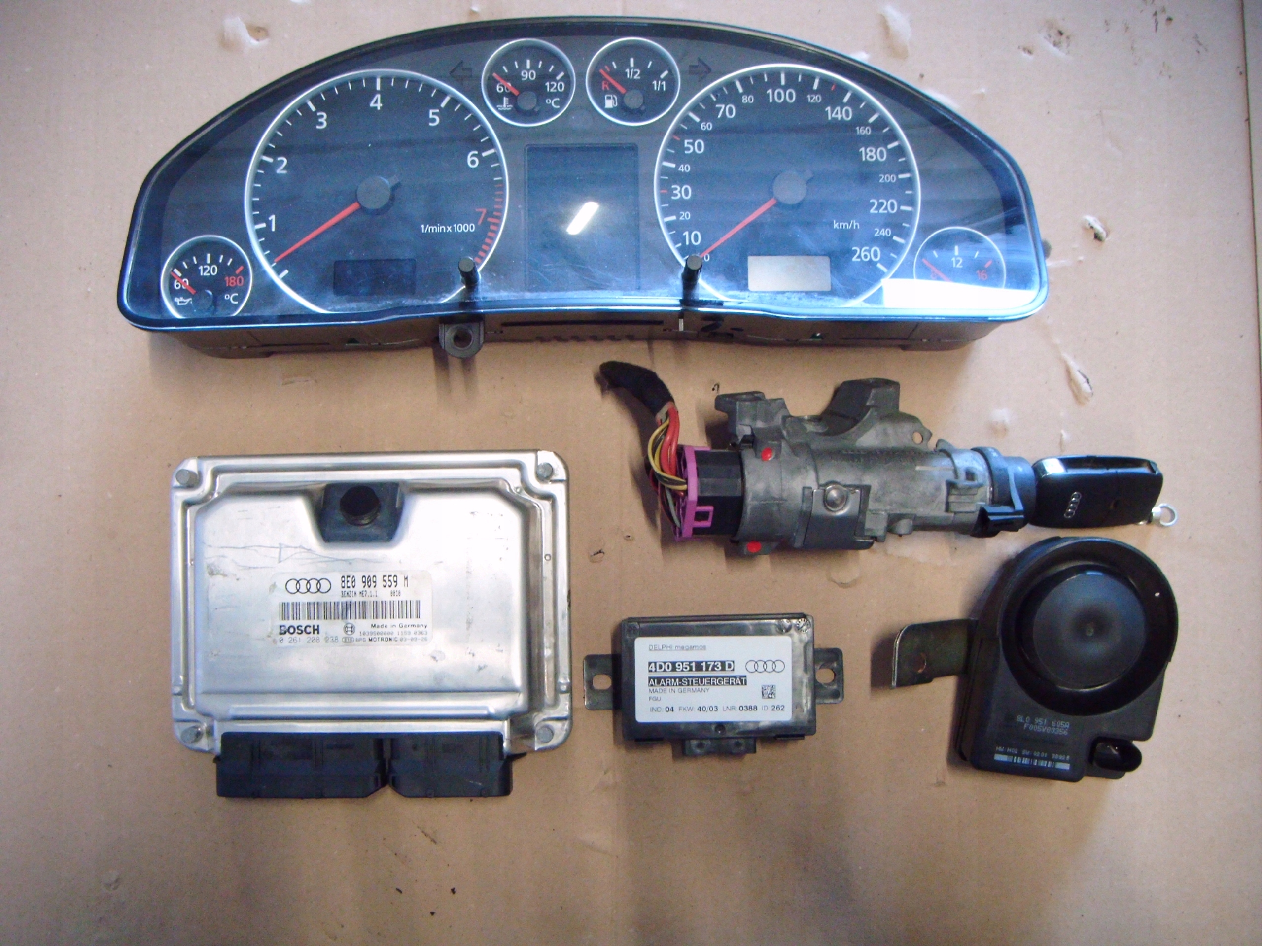 AUDI A6 C5 QUATTRO 01-04 IMMO ZESTAW KOMPUTER