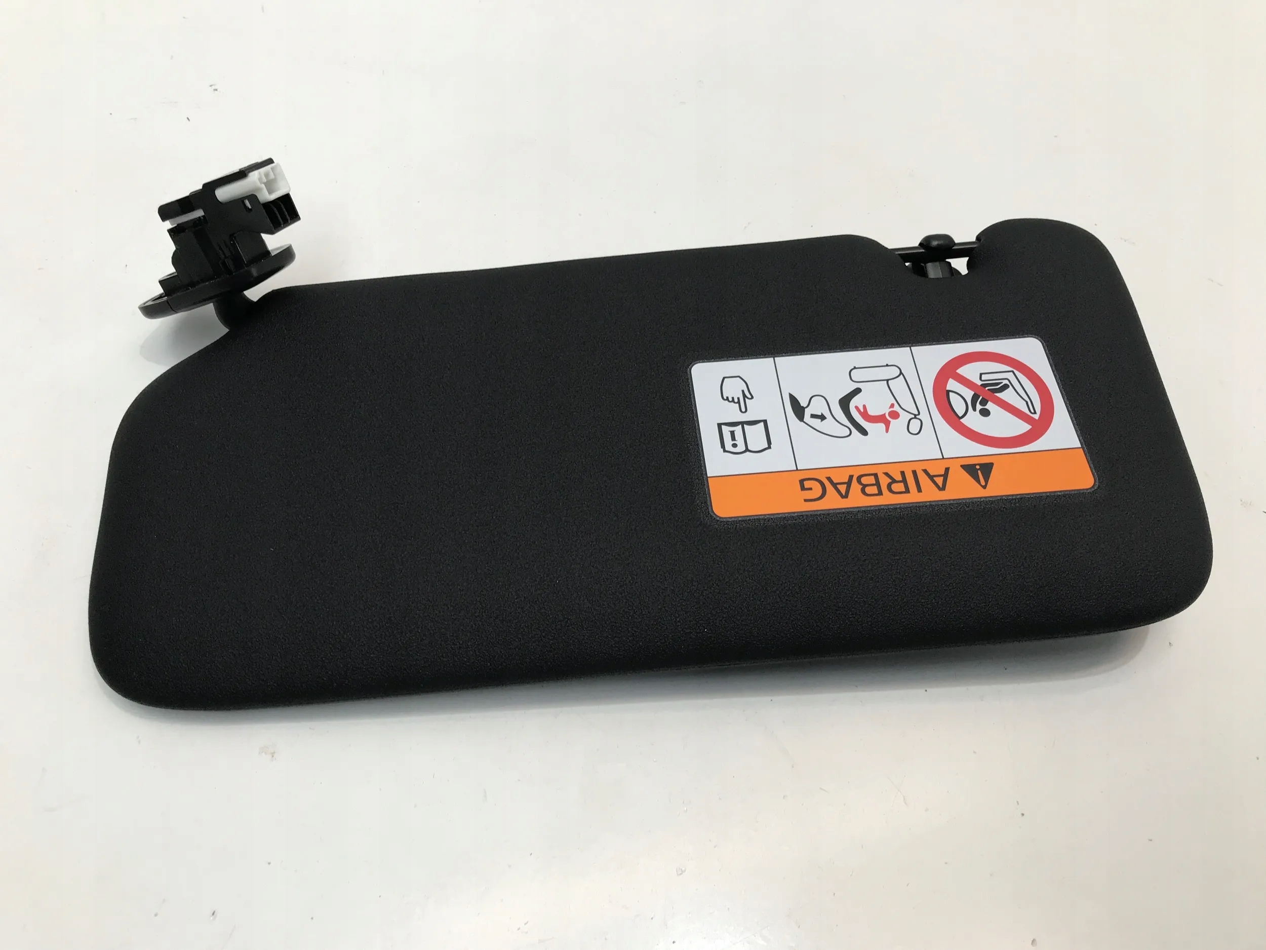 mazda MX-30 EV 2022 солнцезащитный козырек