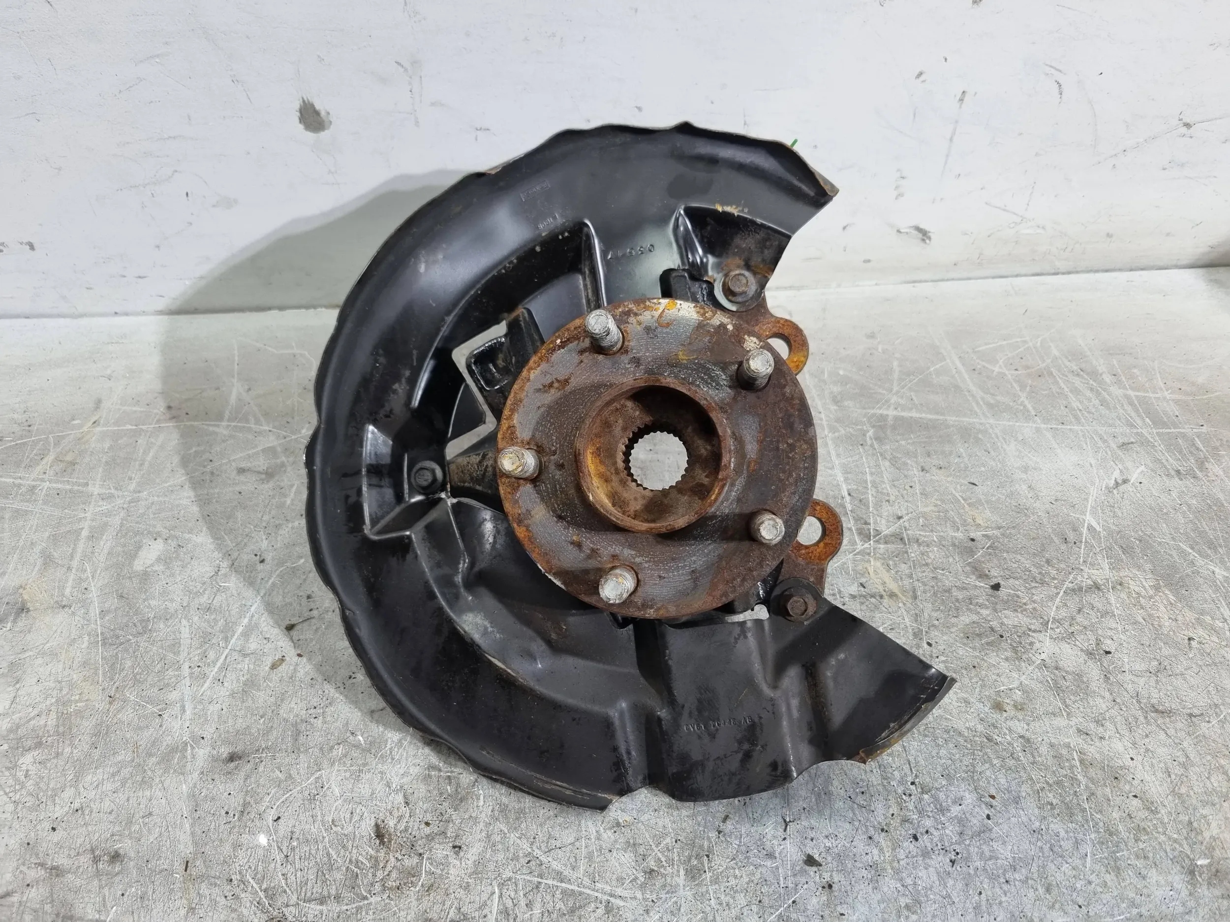 otoč čepu pravý předek C520FR FORD KUGA MK2