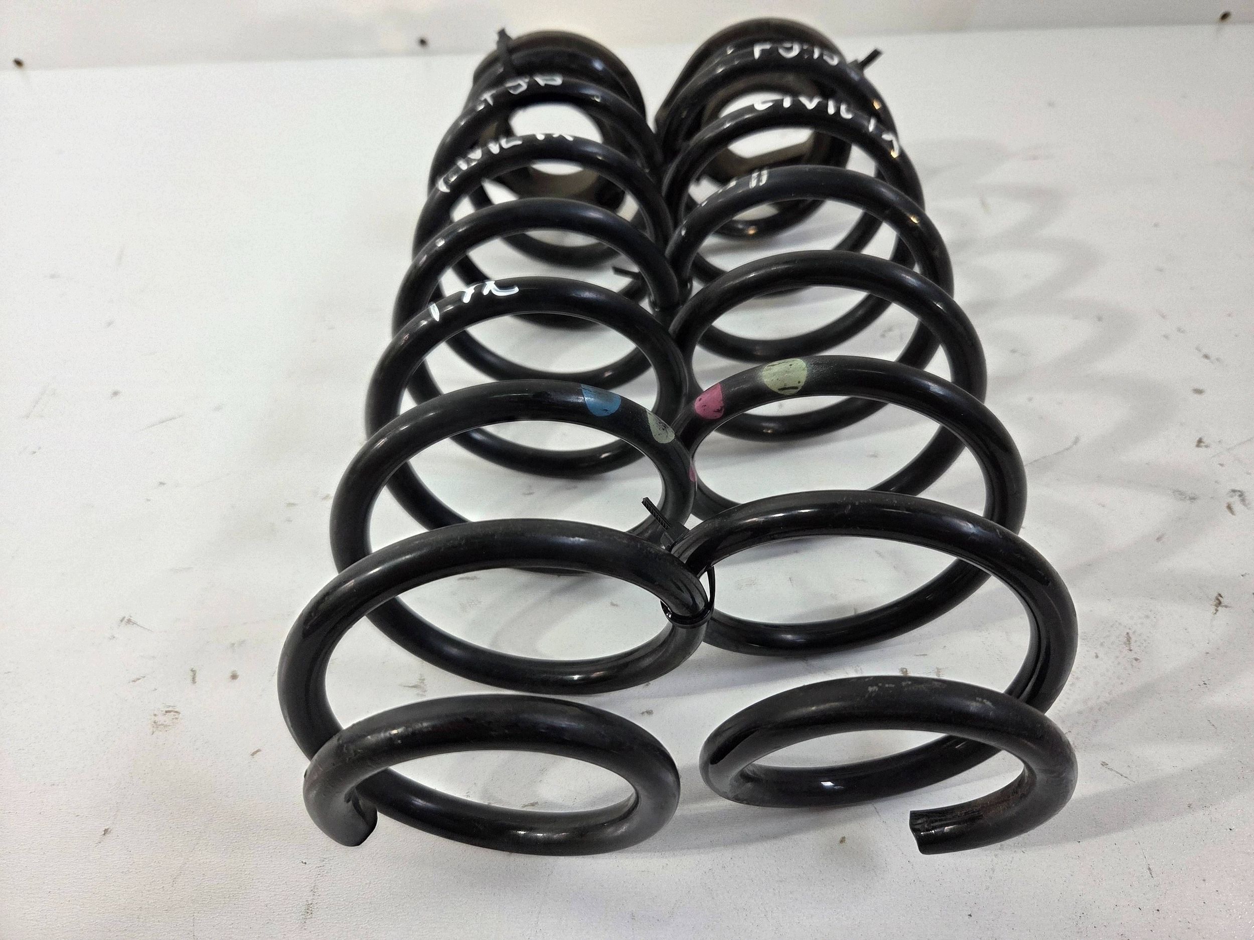 Honda Civic IX Hatchback springs rear. (F915)