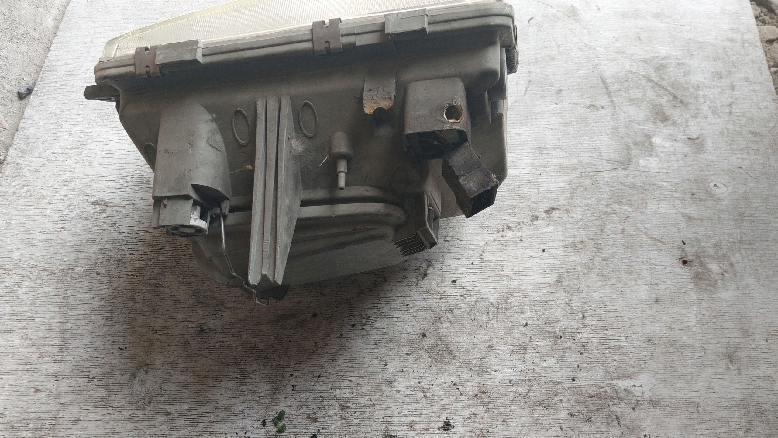 light right front VOLKSWAGEN LT 2D1941016 / 67735380