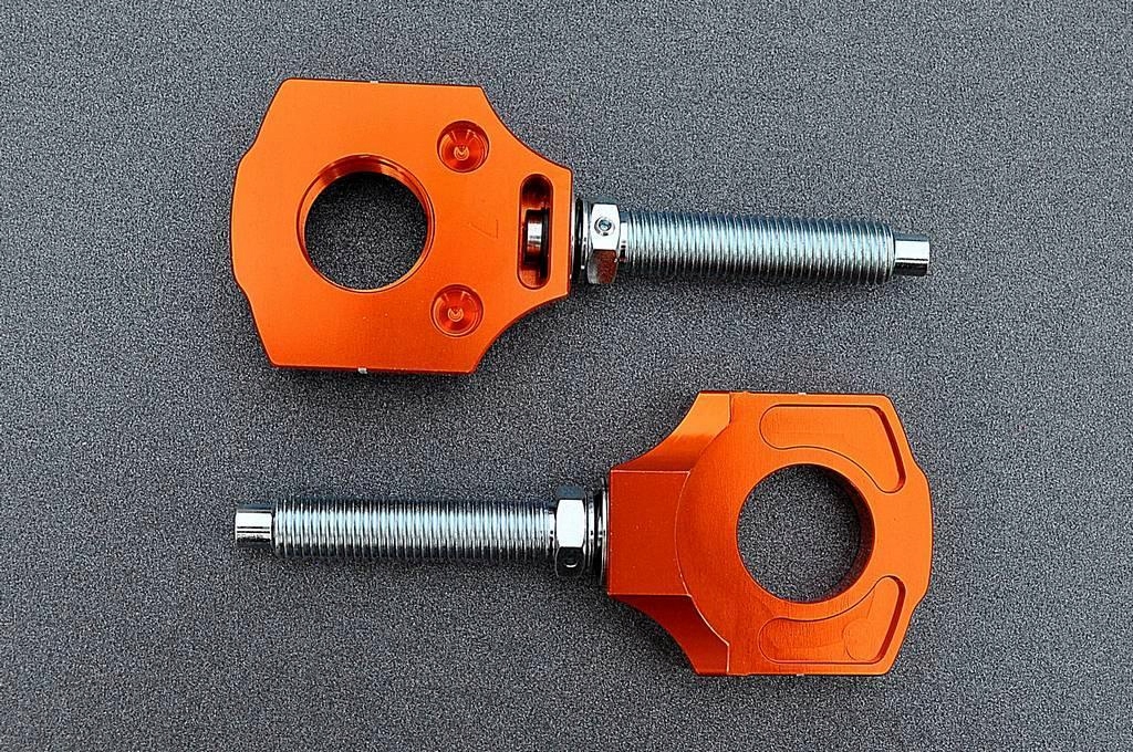 NACIĄG NACIĄGI ŁAŃCUCHA - KTM 125 UP (2000-201