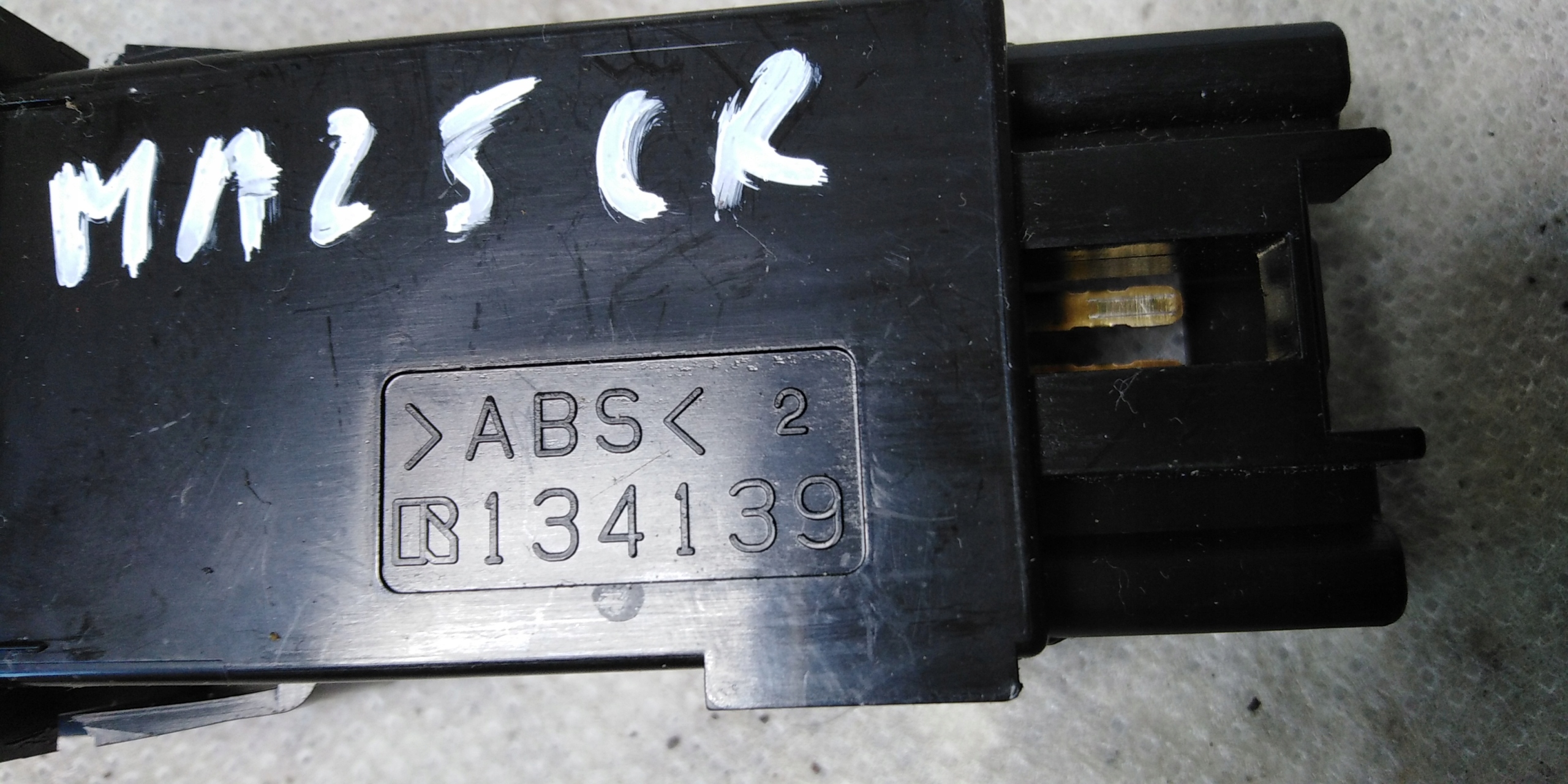 switch switch MAZDA 6 Hatchback (GG) 2.0 DI 134139 MAZDA
