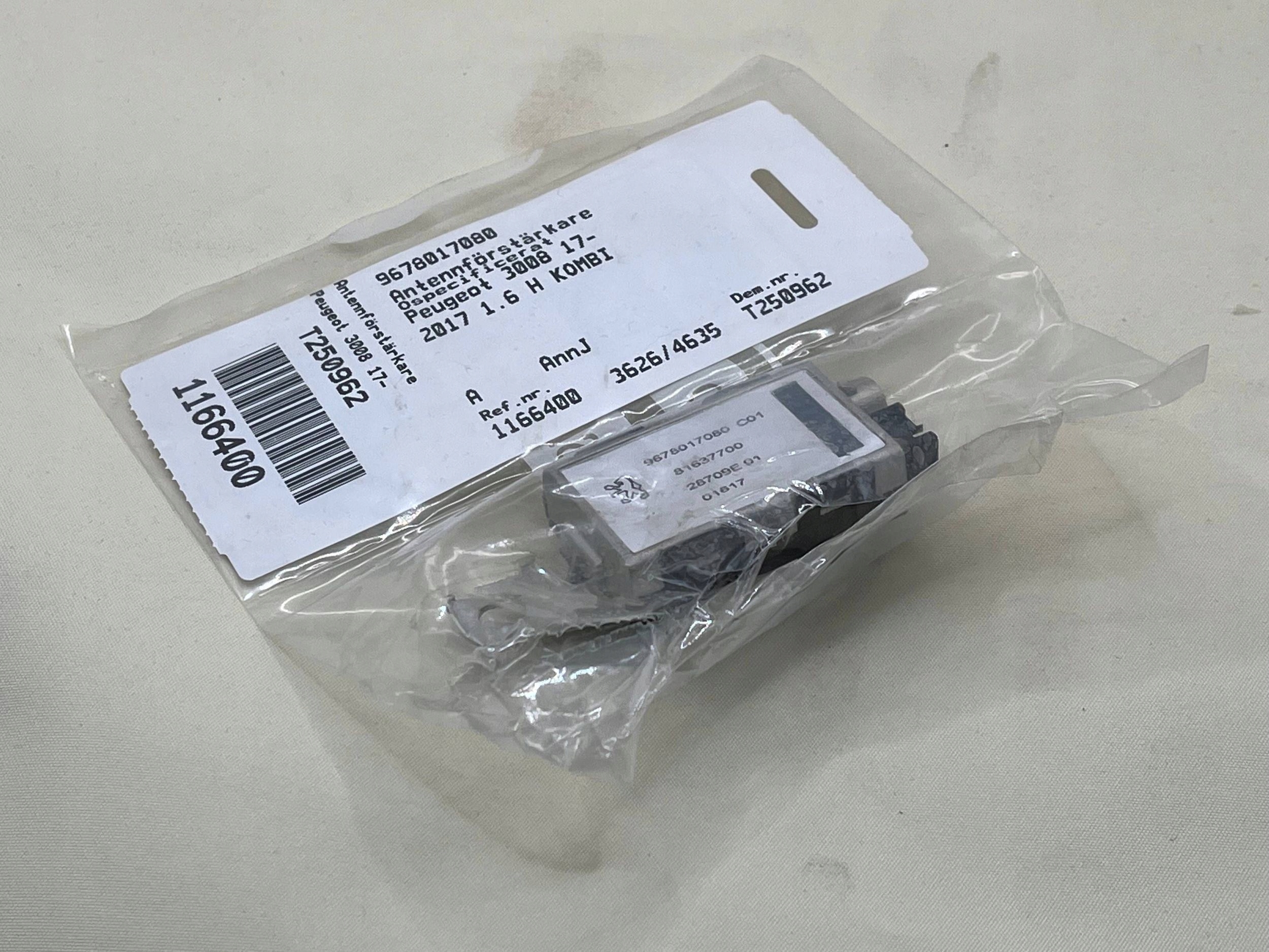 antenna amplifier CITROEN DS7 9678017080 30103947 2019 !J