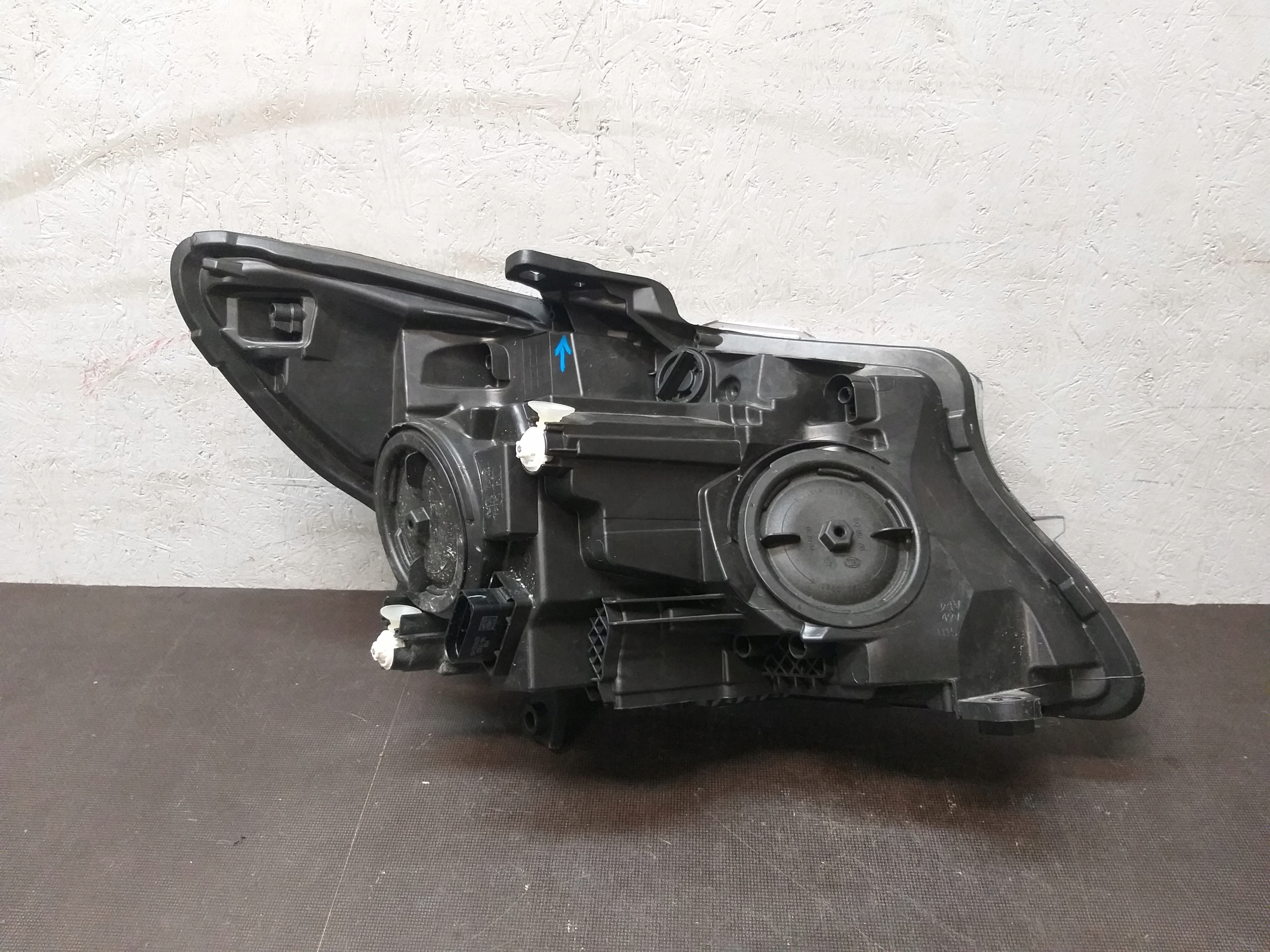 LIGHT FRONT LEFT MERCEDES VITO W447 BLACK