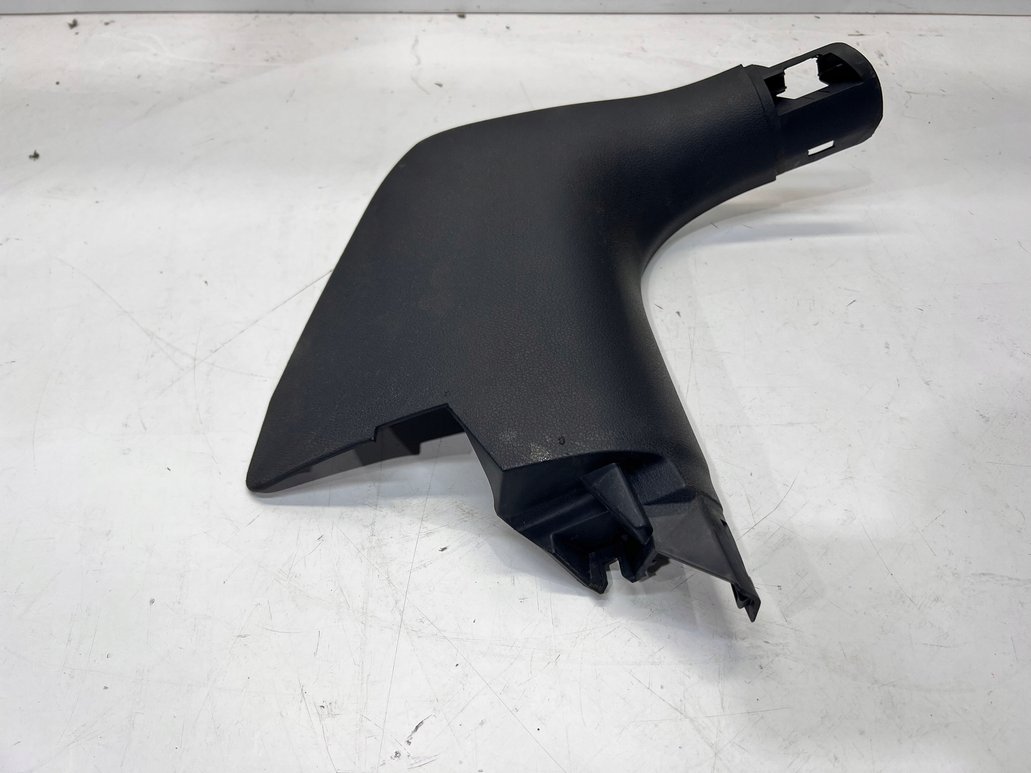 upholstery side SLUPKA left AUDI A3 8V3867271A