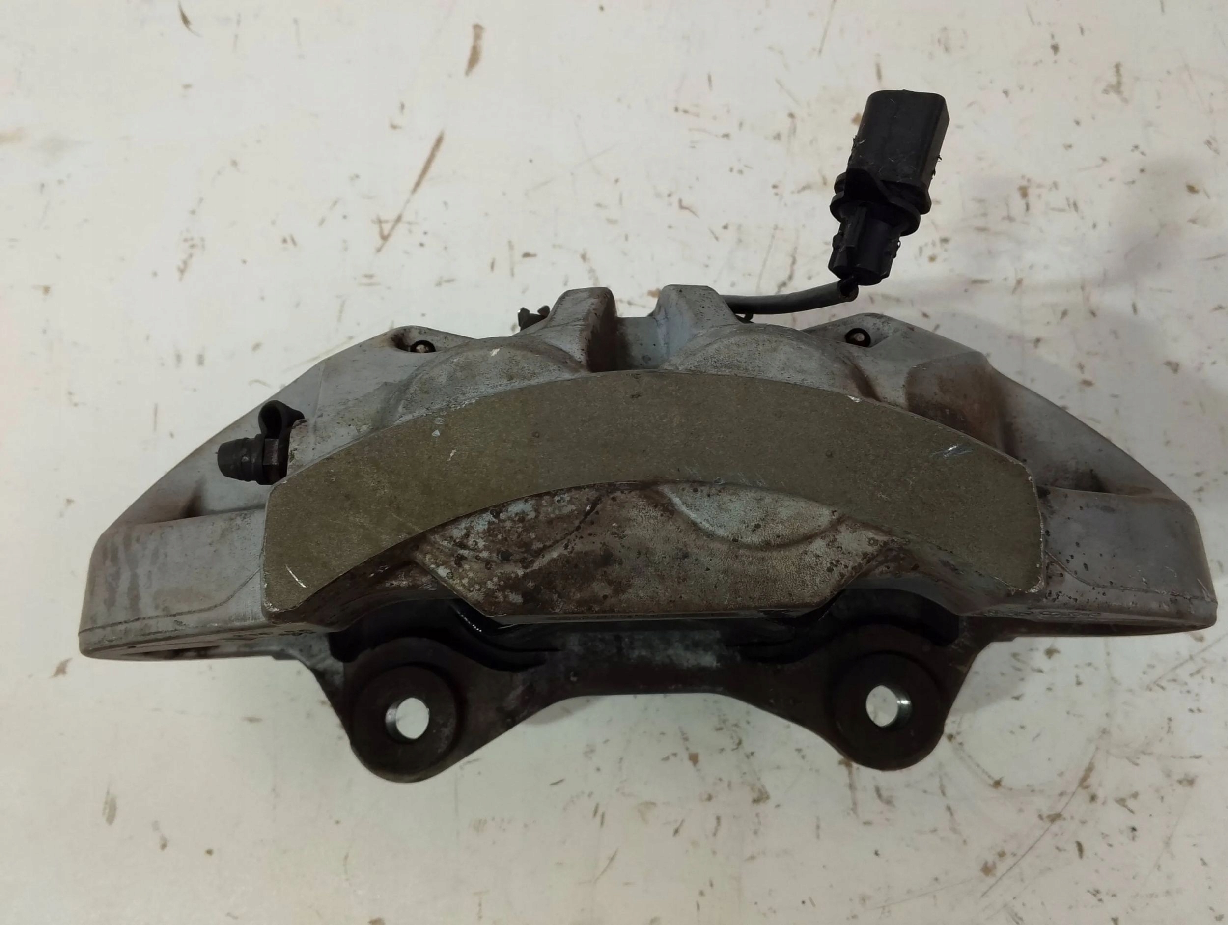 Audi Q5 SQ5 caliper front left 80A615105AB (B147)