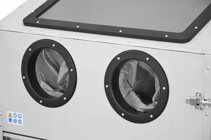 Piaskarka kabinowa Cormak 220 l EAN (GTIN) 5906800300096