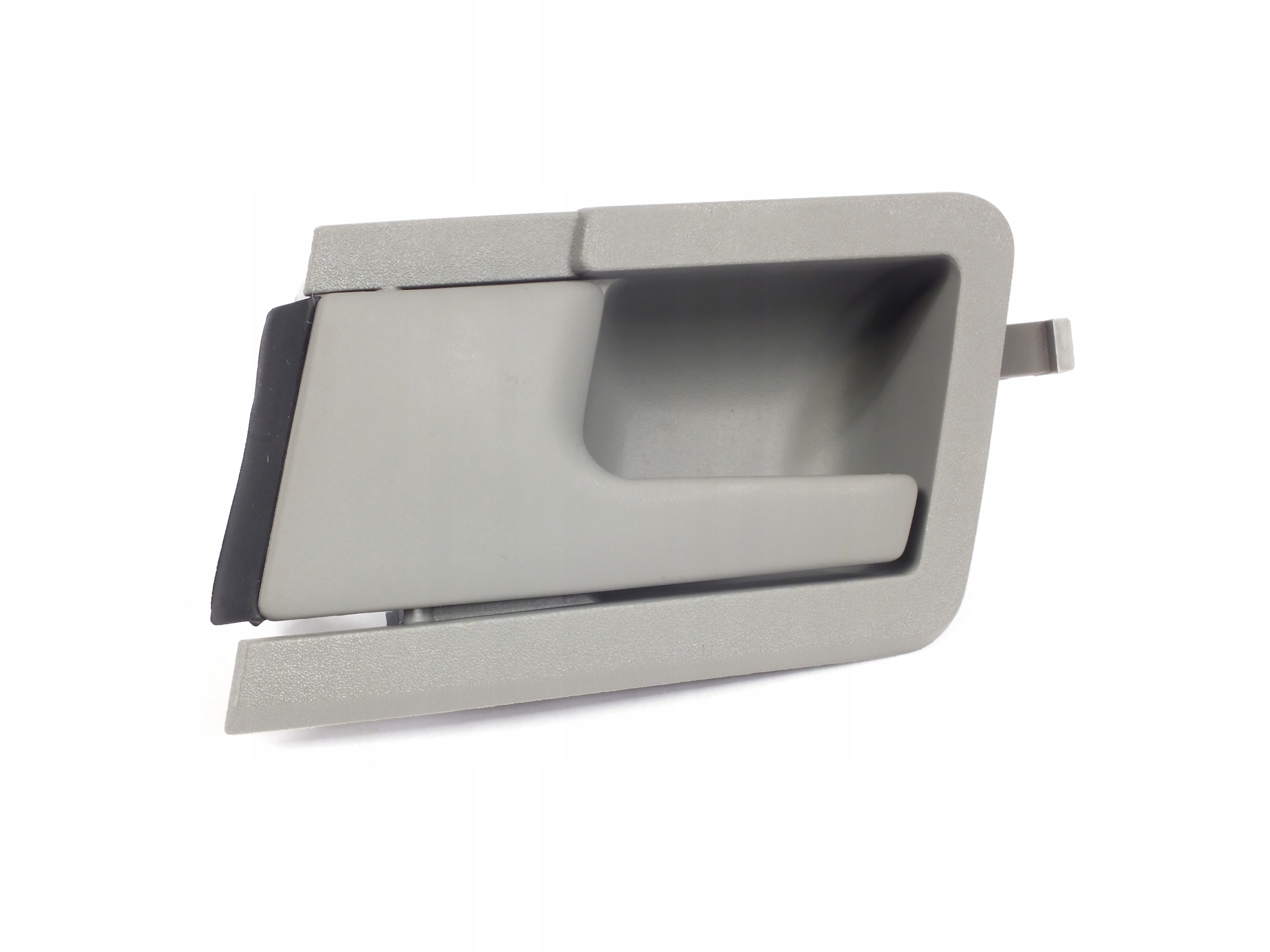 701837020A - Внутренняя ручка VW Transporter T4 правая