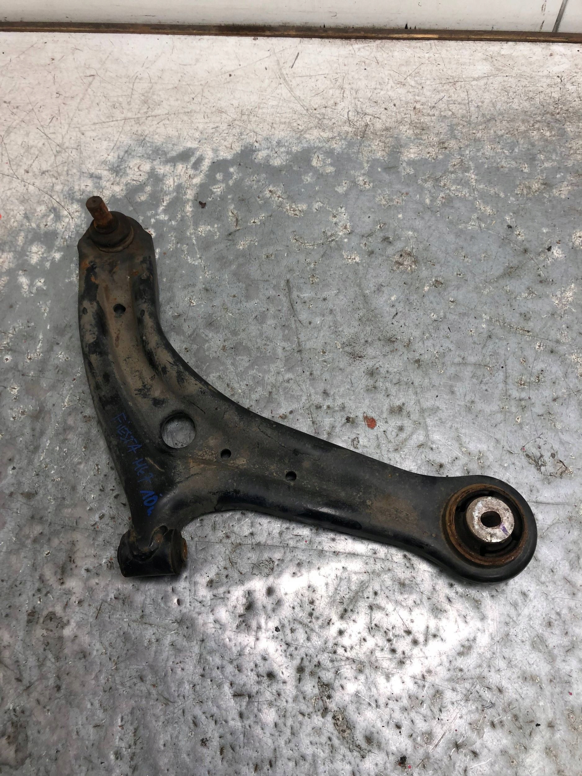 arm right front FORD FIESTA MK7