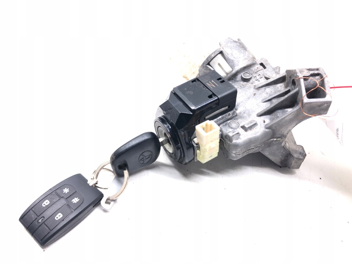 Переключатель зажигания TOYOTA YARIS P13 10-22 1.0 b 89782-02010