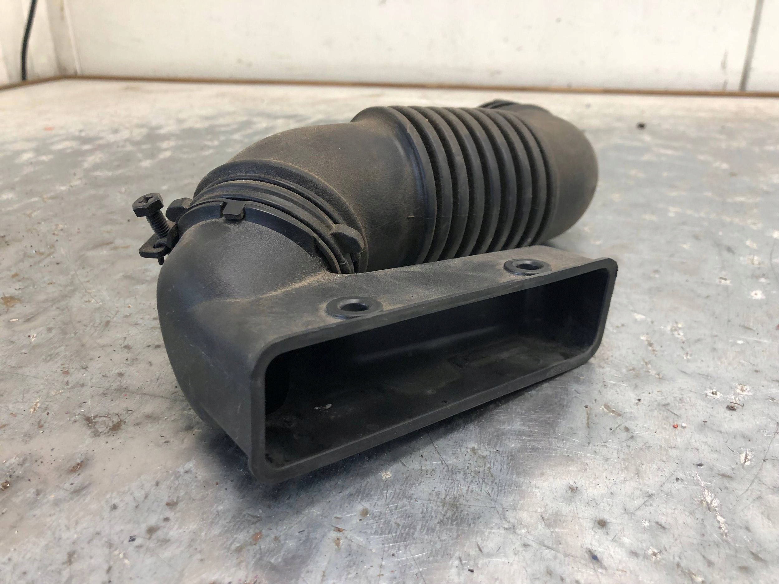 pipe air hose KIA PICANTO III 28210-G6800