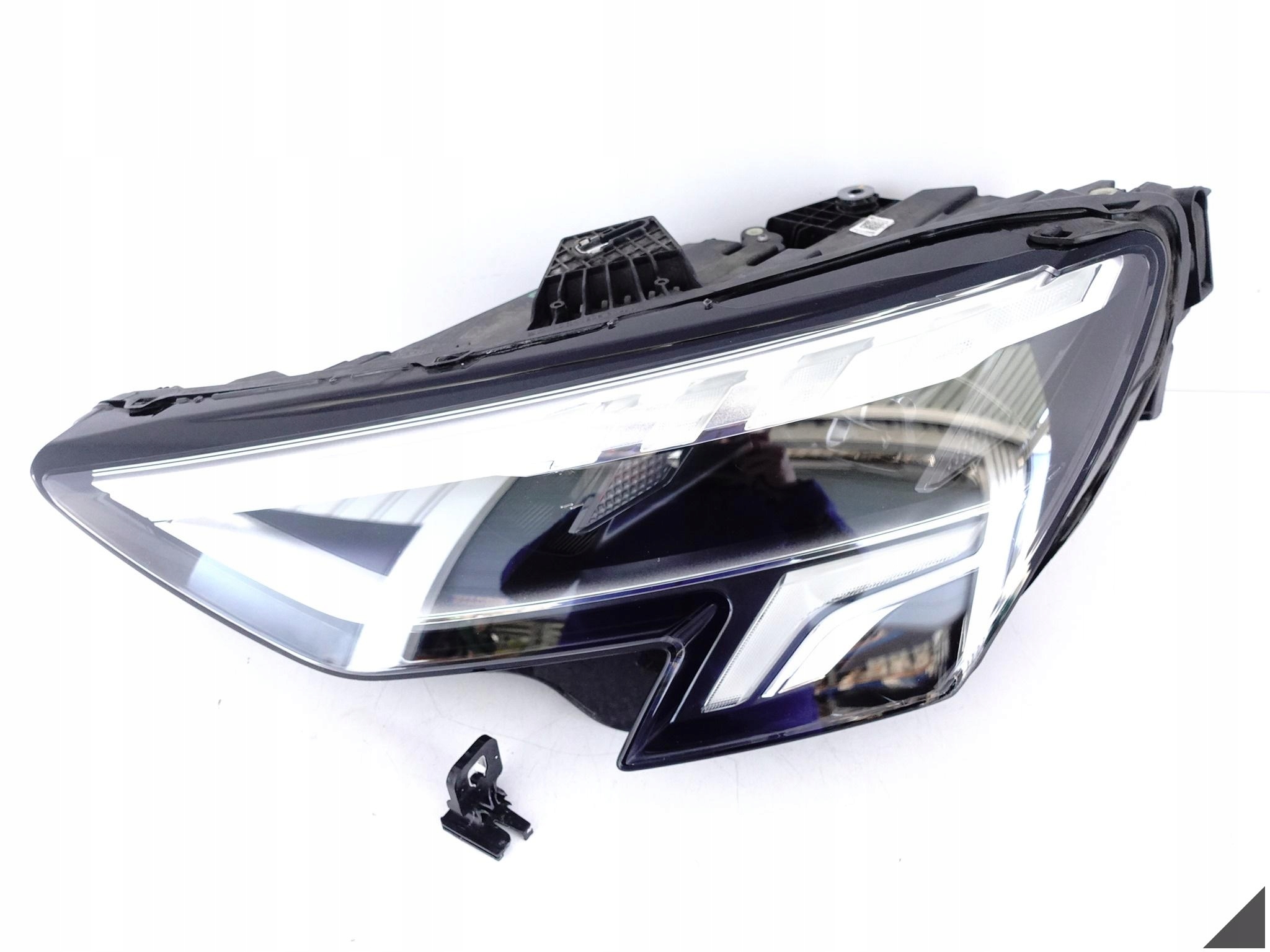 AUDI A3 S3 8Y0 20-23 light HIGH FULL LED left front EUROPA *033* + module