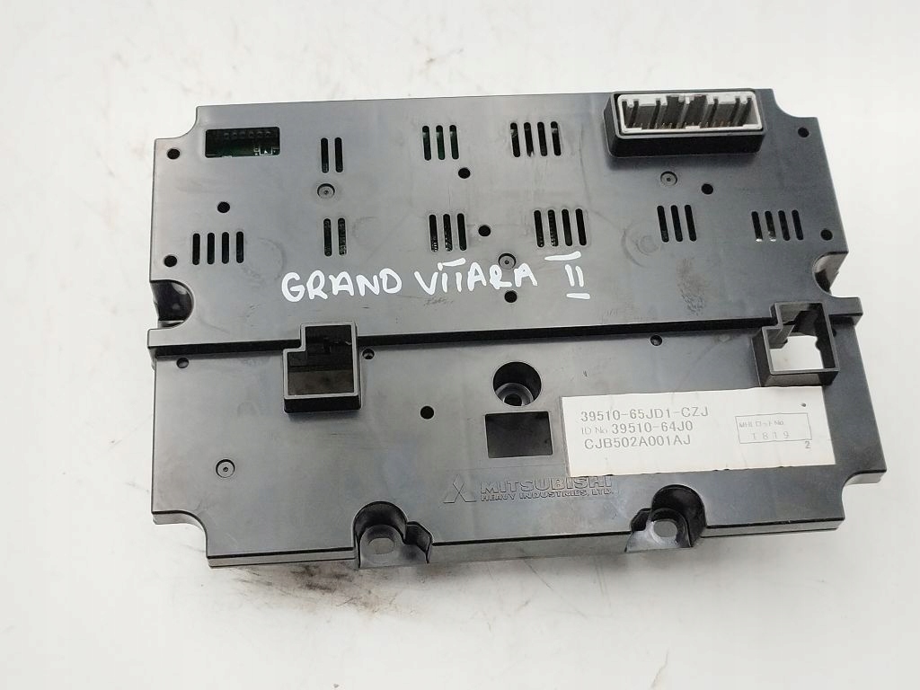 Suzuki Grand Vitara II 2 control panel air conditioning devices