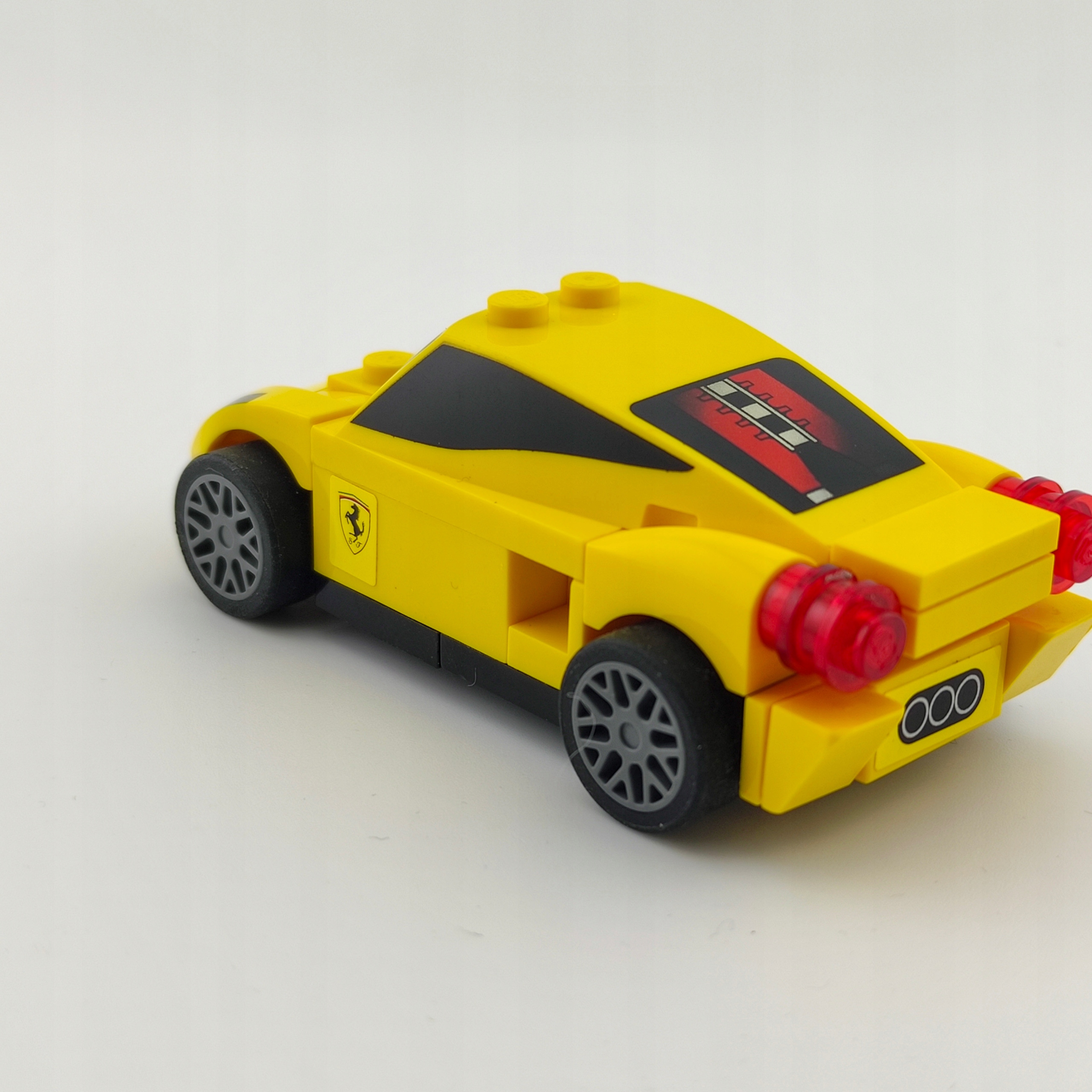 Używane LEGO Shell - 458 Italia - 30194 Marka LEGO