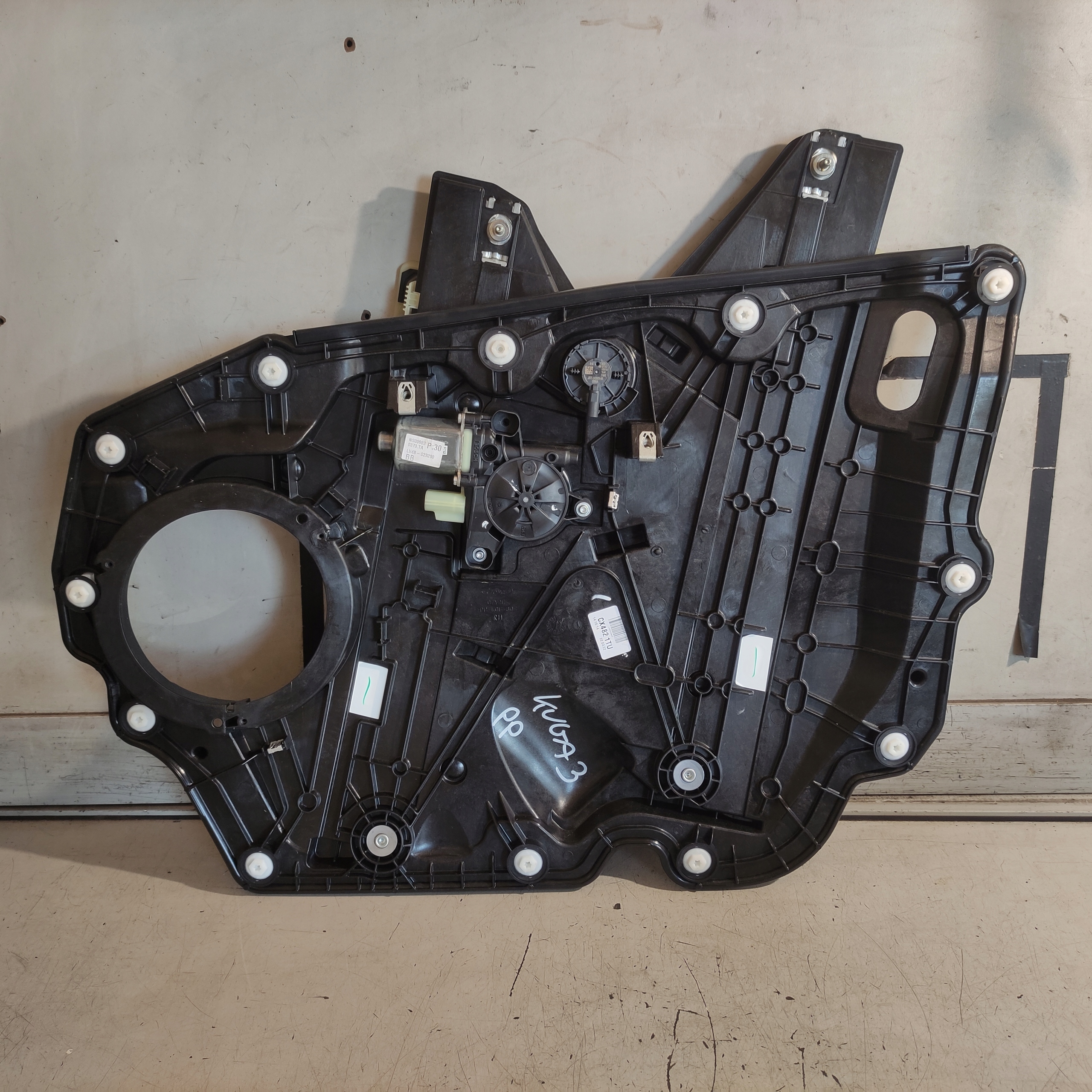 FORD KUGA MK3 PODNOŚNIK SZYBY PRAWY PRZEDNI 2020-