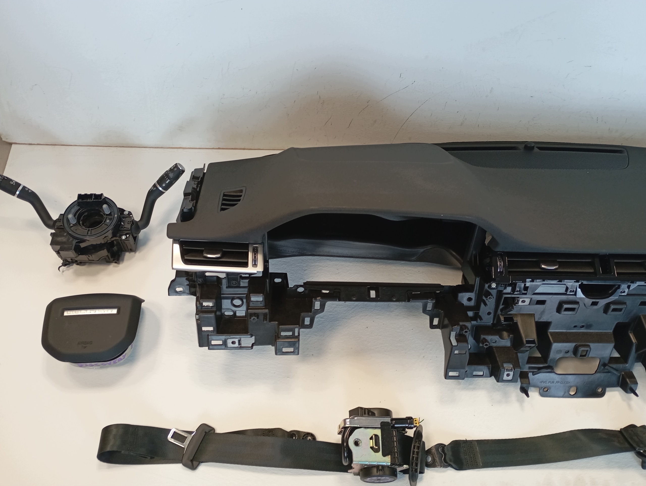 dashboard console pulpit Land Rover Discovery Sport lift