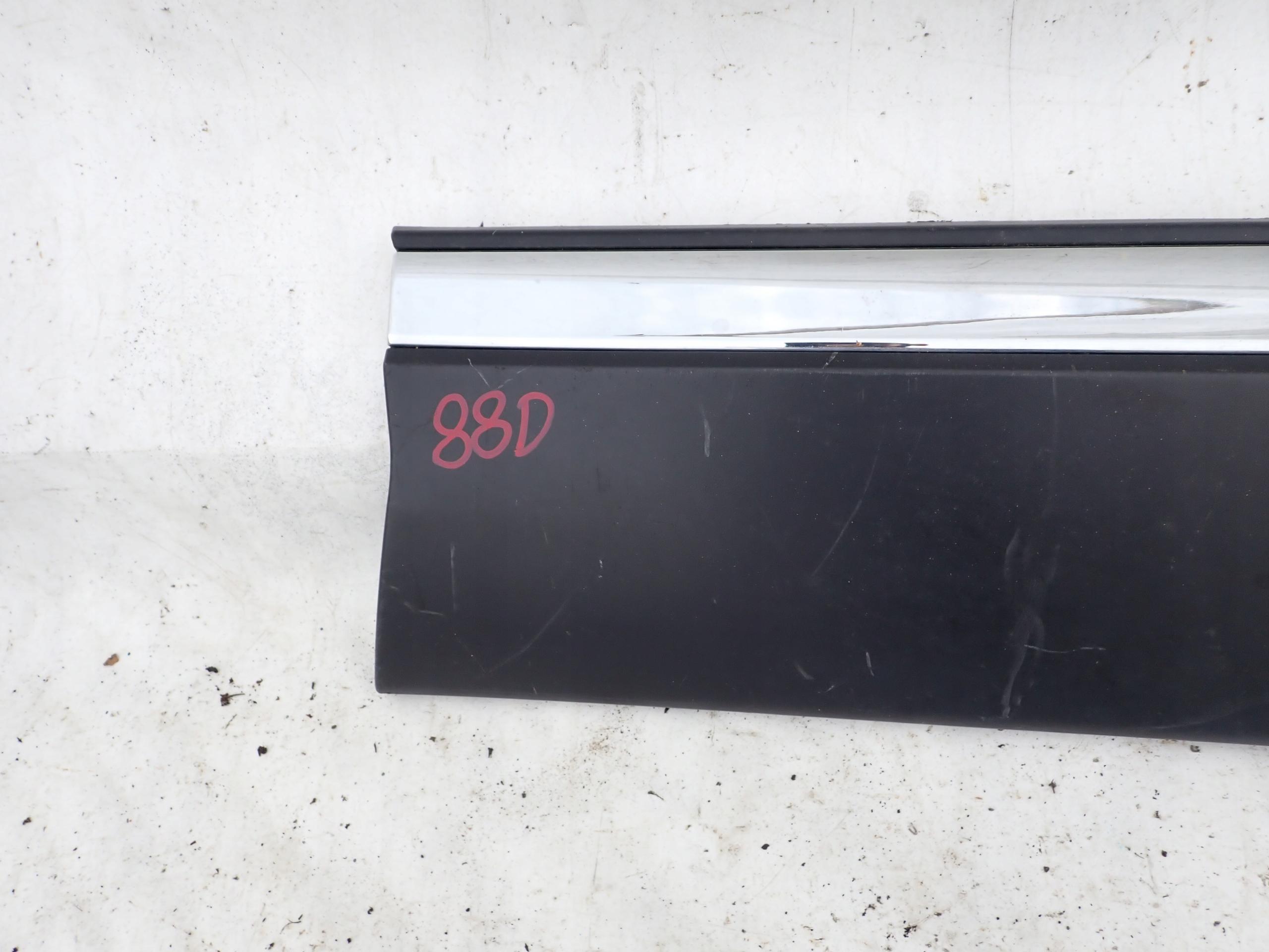 HONDA CR-V V 18- moulding door right front front 75312-TLA-A0-20