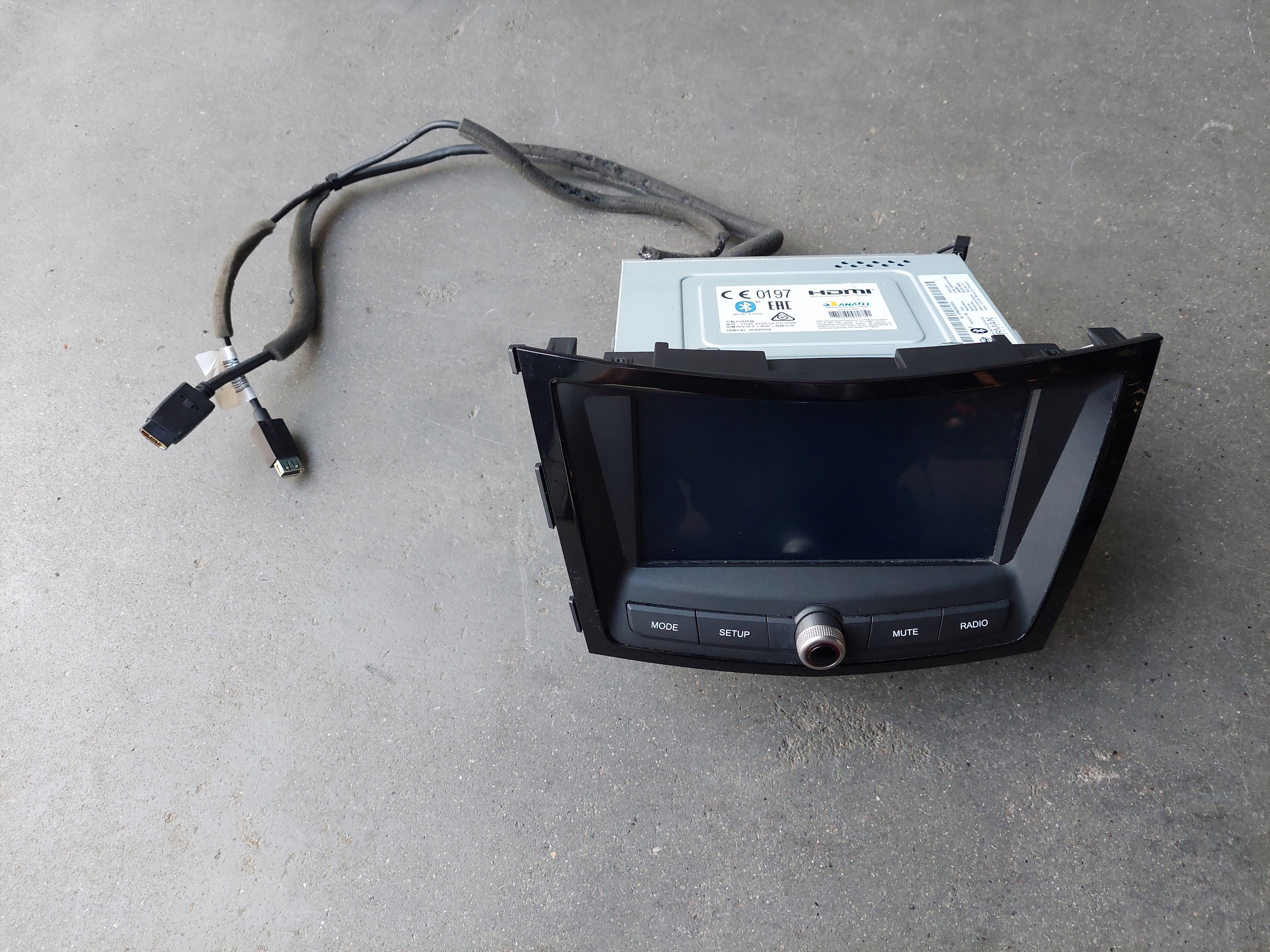 RADIO display HDMI SSANGYONG TIVOLI