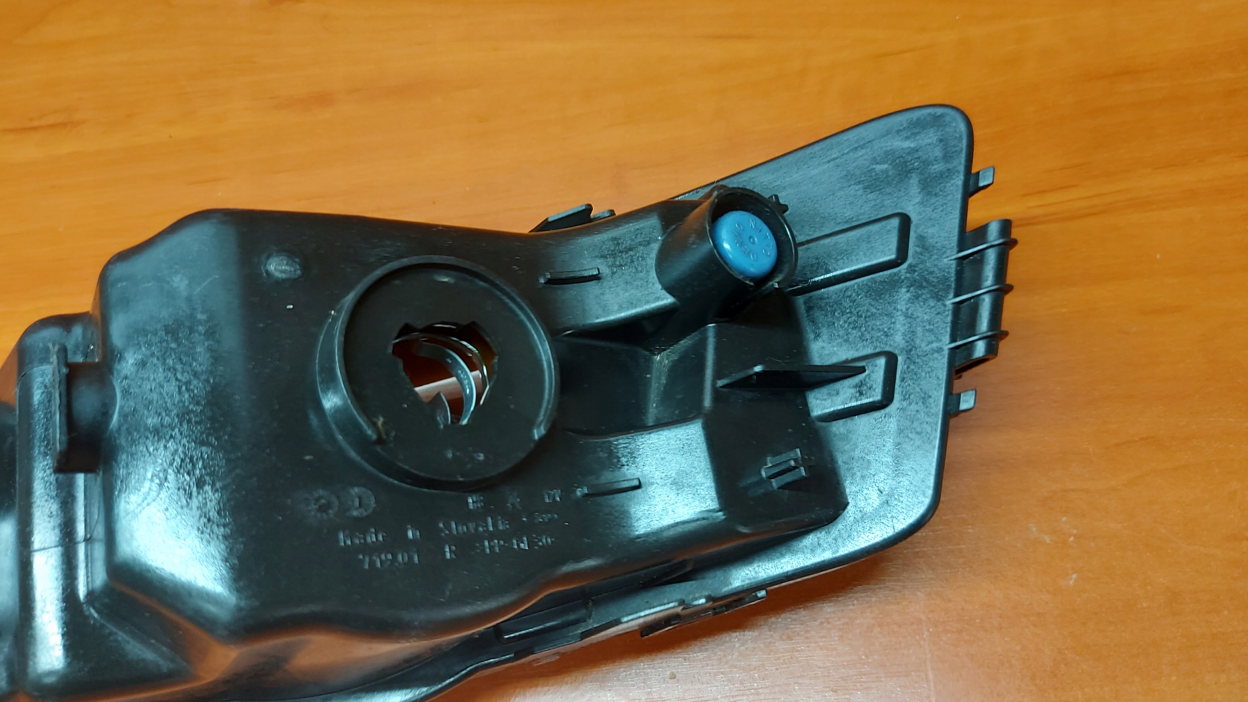 fog light right front SKODA OCTAVIA III 13-17