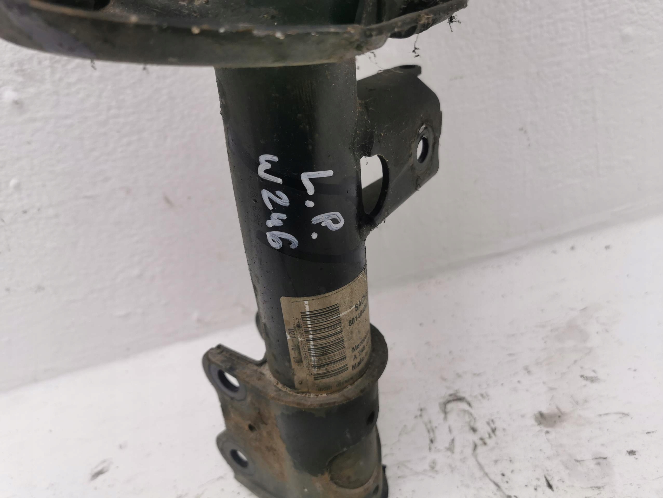 shock absorber left front MERCEDES B-KLASA W246 A2463206313