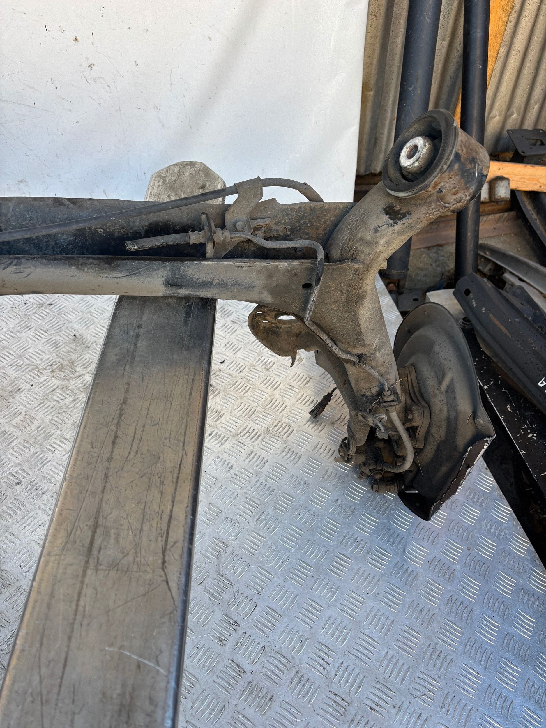 sider rear axis HONDA CIVIC UFO 06