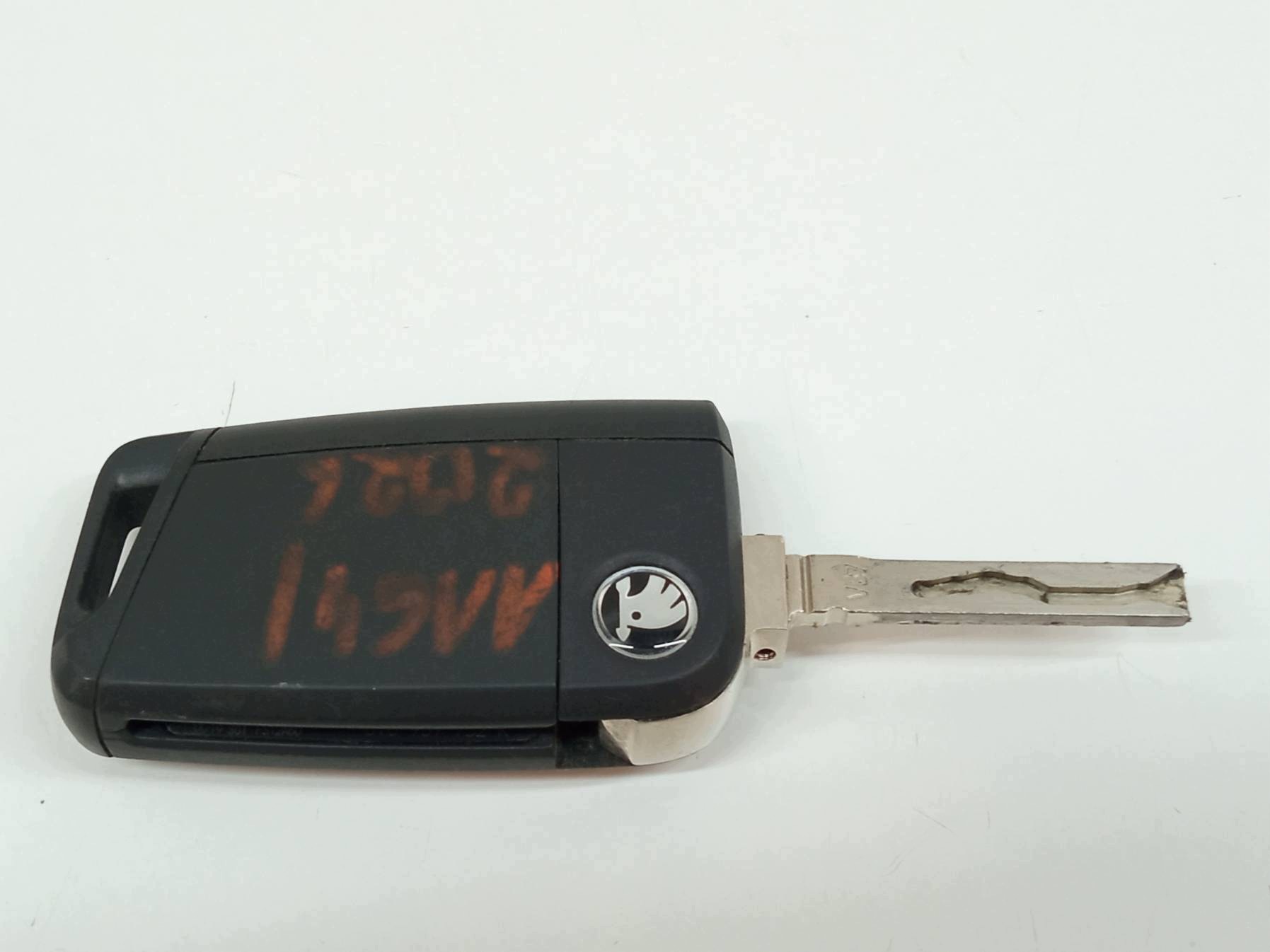 ignition 1K0905851 Skoda Fabia III (2014- )