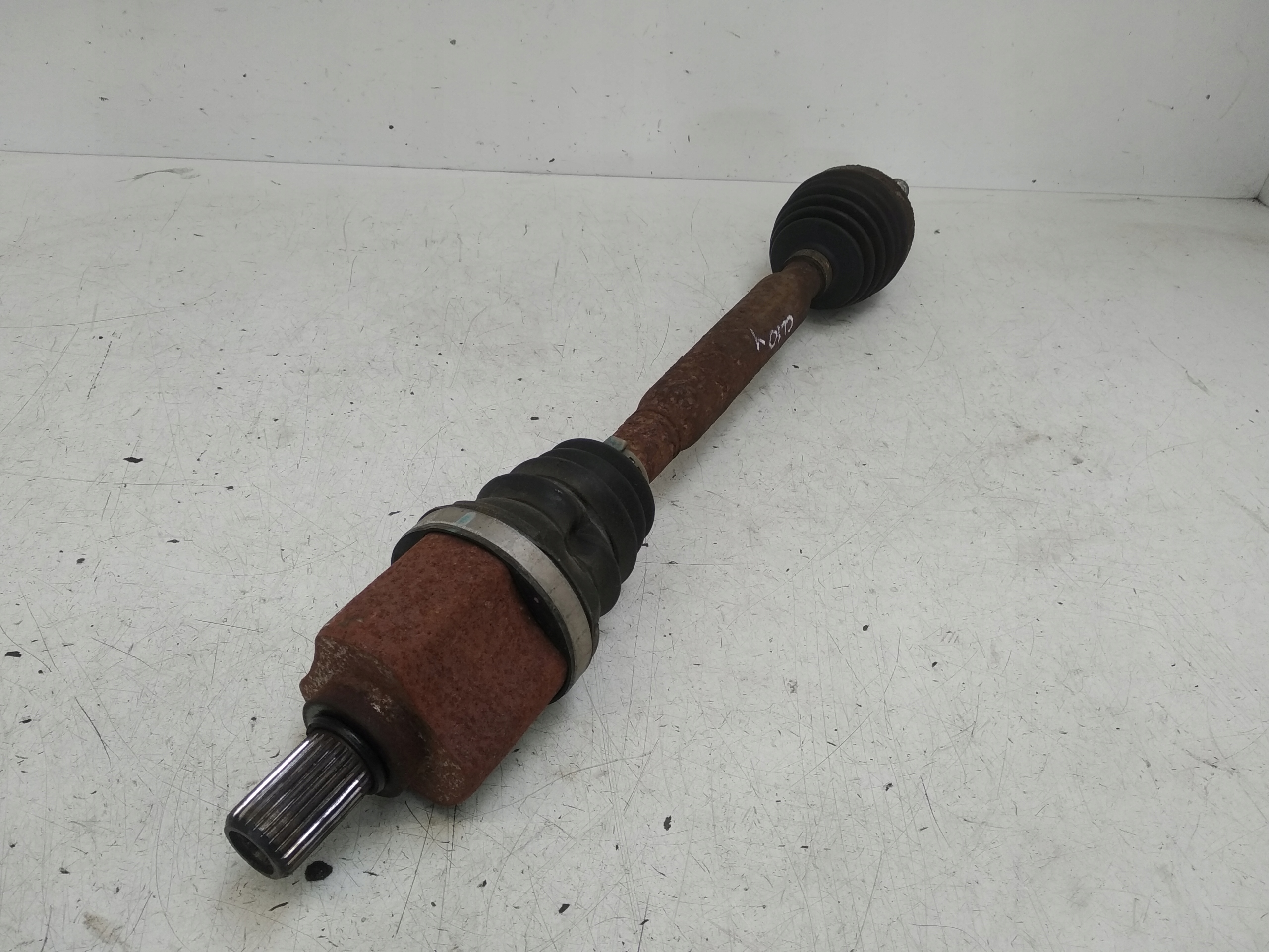 semi-axis short. automat Renault Clio