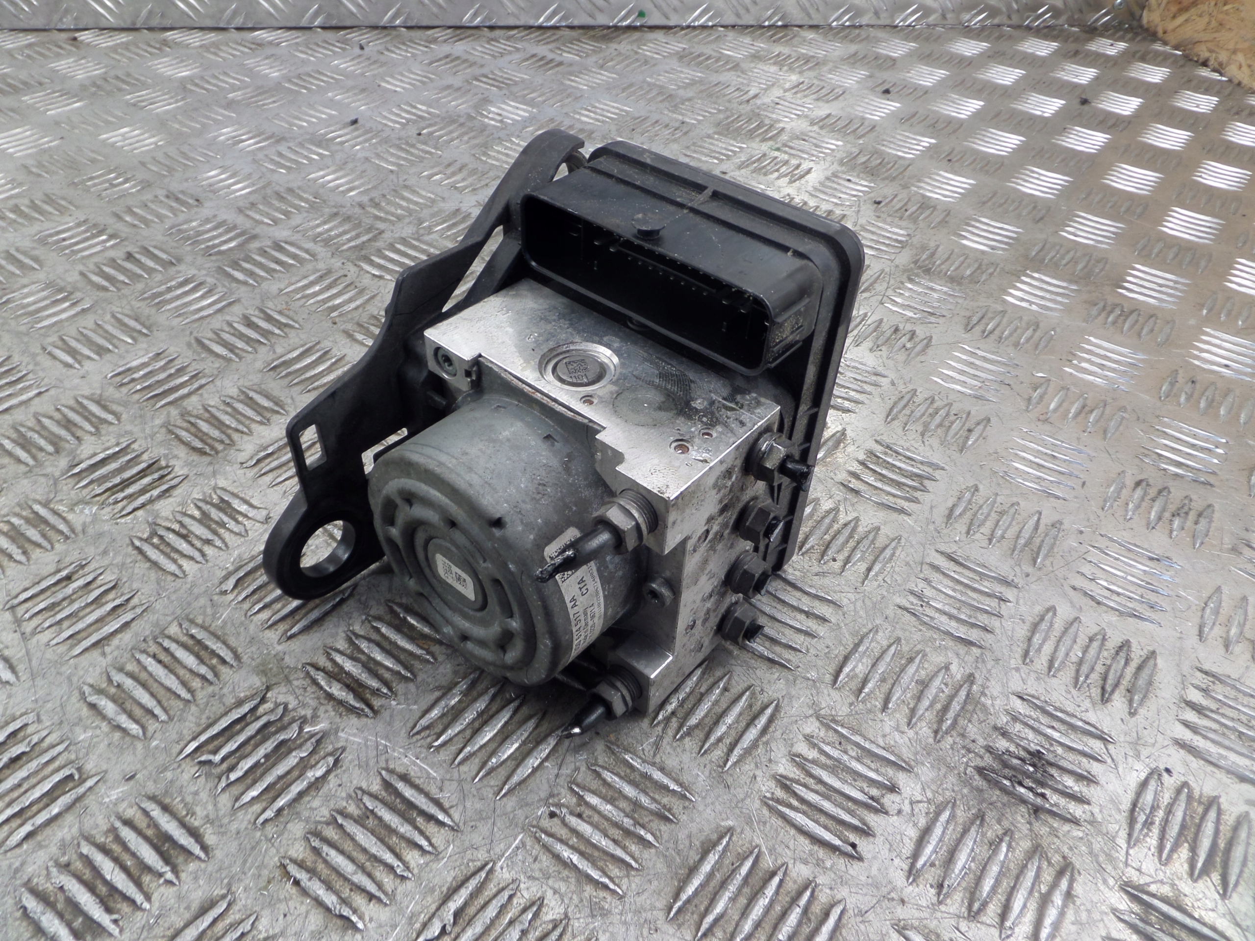 Volkswagen OE 3Q0907379AA Servofreno